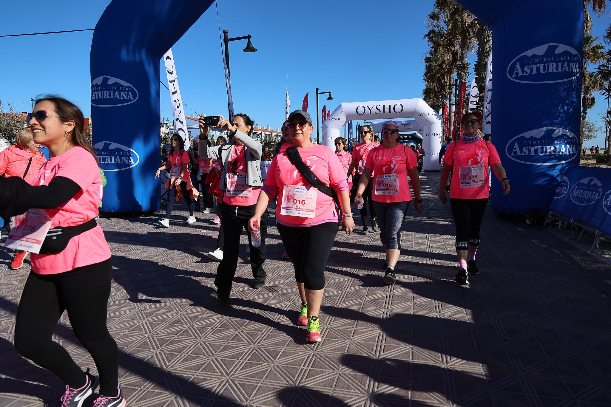 Las mejores fotos de la Carrera de la Mujer Central Lechera Asturiana de Valencia 2025. 1209