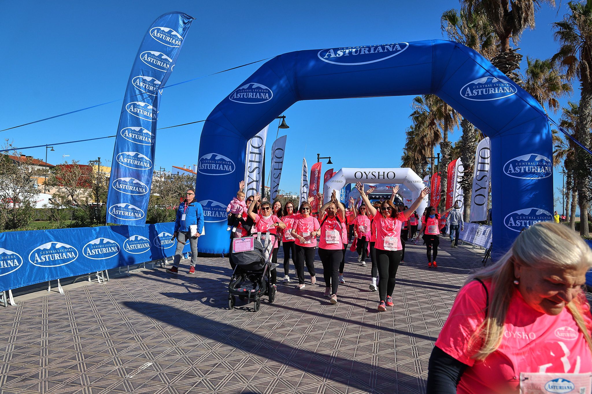 Las mejores fotos de la Carrera de la Mujer Central Lechera Asturiana de Valencia 2025. 1463
