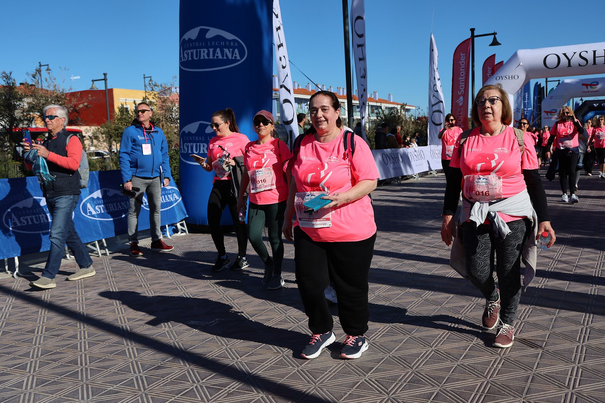 Las mejores fotos de la Carrera de la Mujer Central Lechera Asturiana de Valencia 2025. 1213