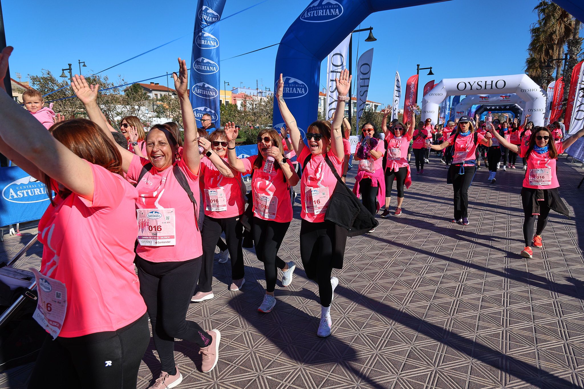 Las mejores fotos de la Carrera de la Mujer Central Lechera Asturiana de Valencia 2025. 1466