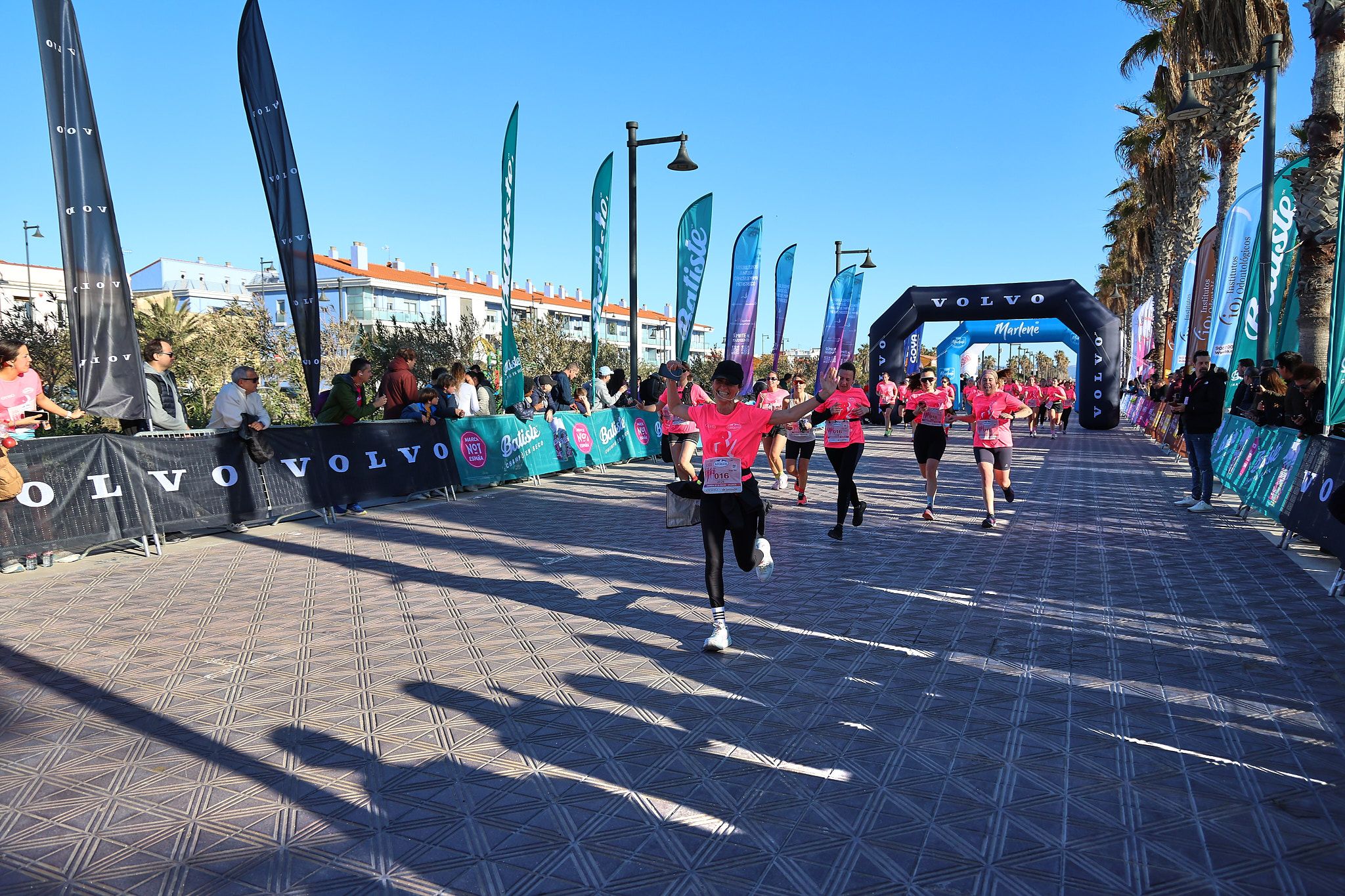Las mejores fotos de la Carrera de la Mujer Central Lechera Asturiana de Valencia 2025. 729