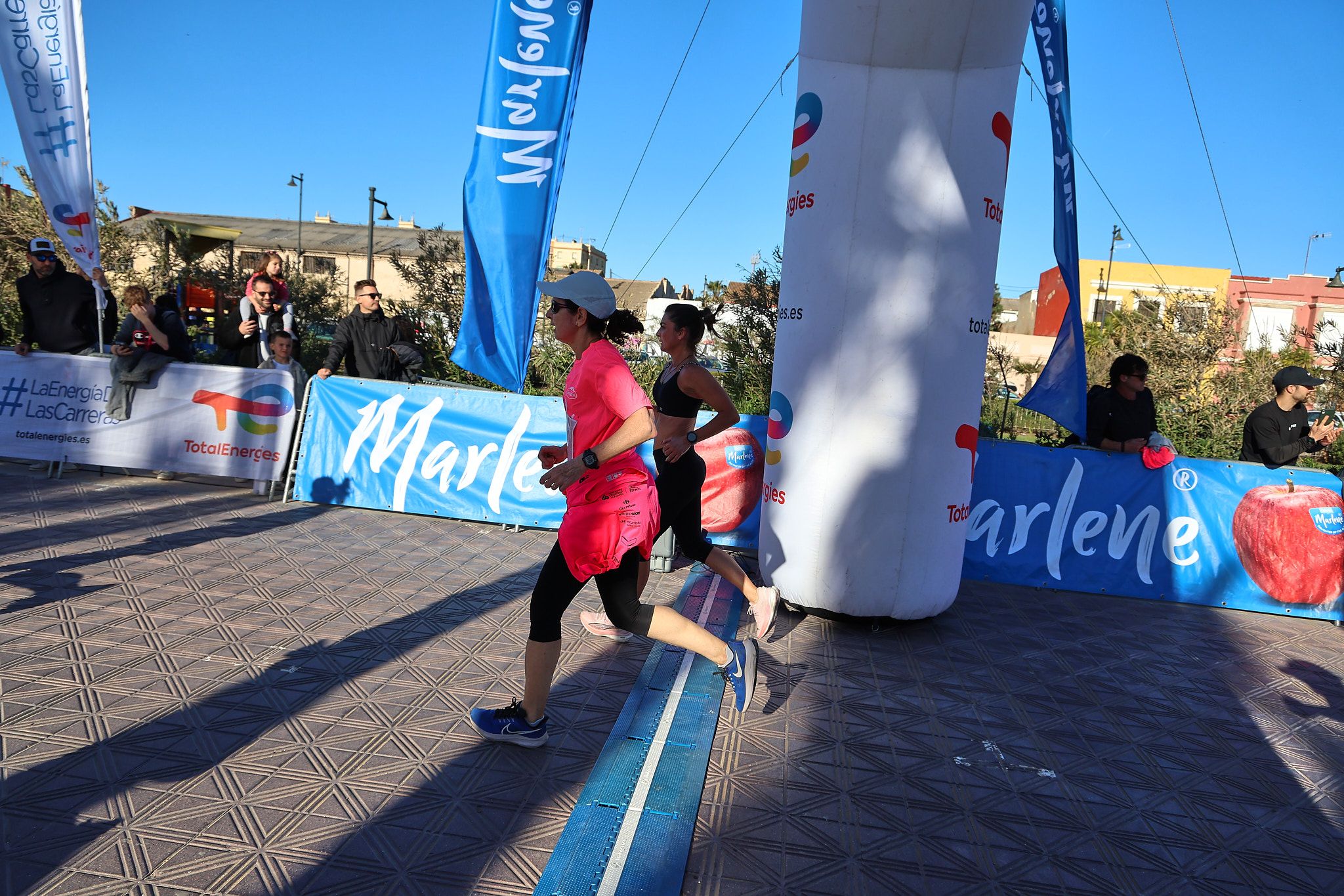 Las mejores fotos de la Carrera de la Mujer Central Lechera Asturiana de Valencia 2025. 730