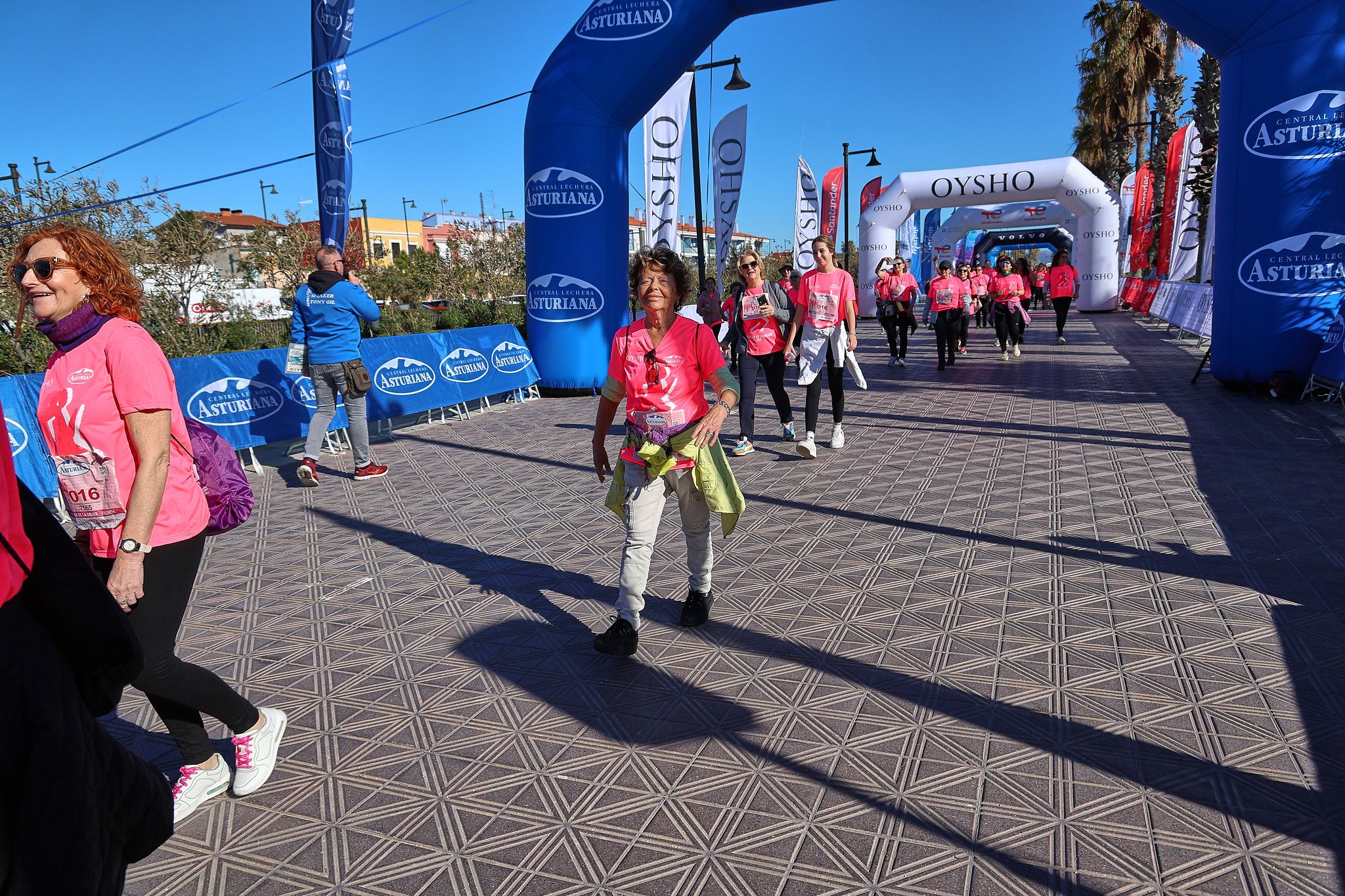 Las mejores fotos de la Carrera de la Mujer Central Lechera Asturiana de Valencia 2025. 1476