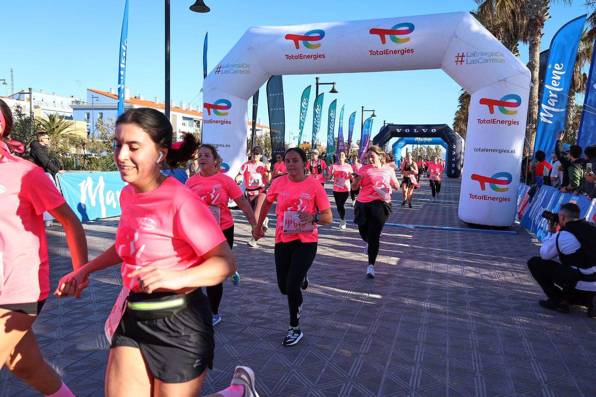 Las mejores fotos de la Carrera de la Mujer Central Lechera Asturiana de Valencia 2025. 738