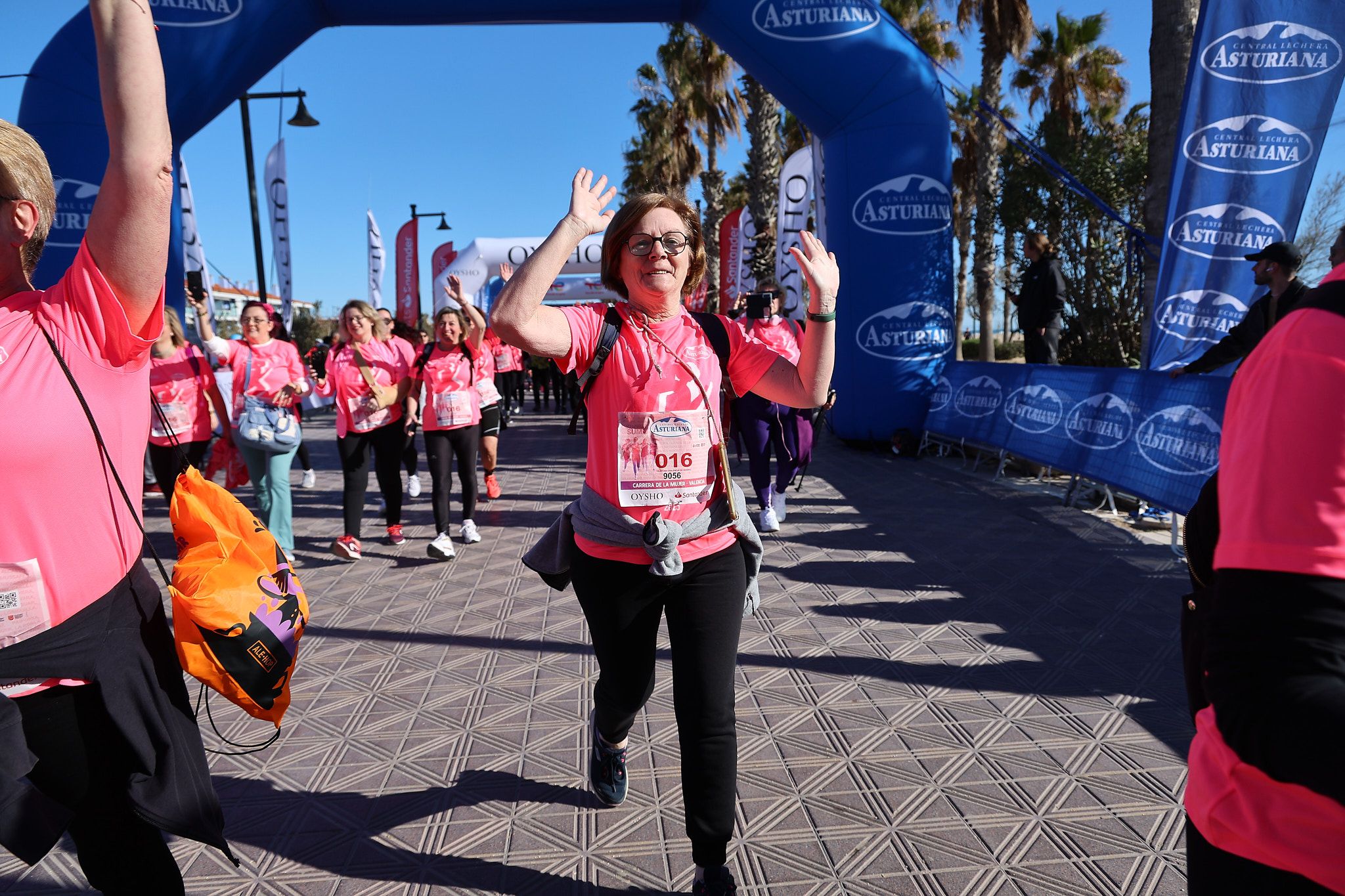 Las mejores fotos de la Carrera de la Mujer Central Lechera Asturiana de Valencia 2025. 1229