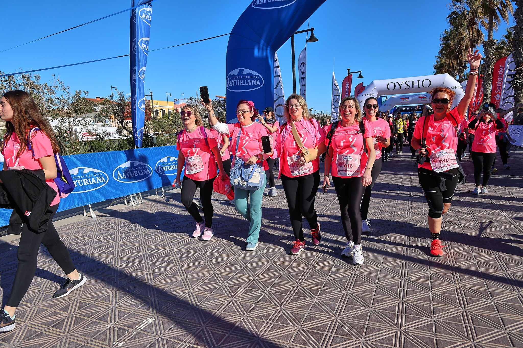 Las mejores fotos de la Carrera de la Mujer Central Lechera Asturiana de Valencia 2025. 1230