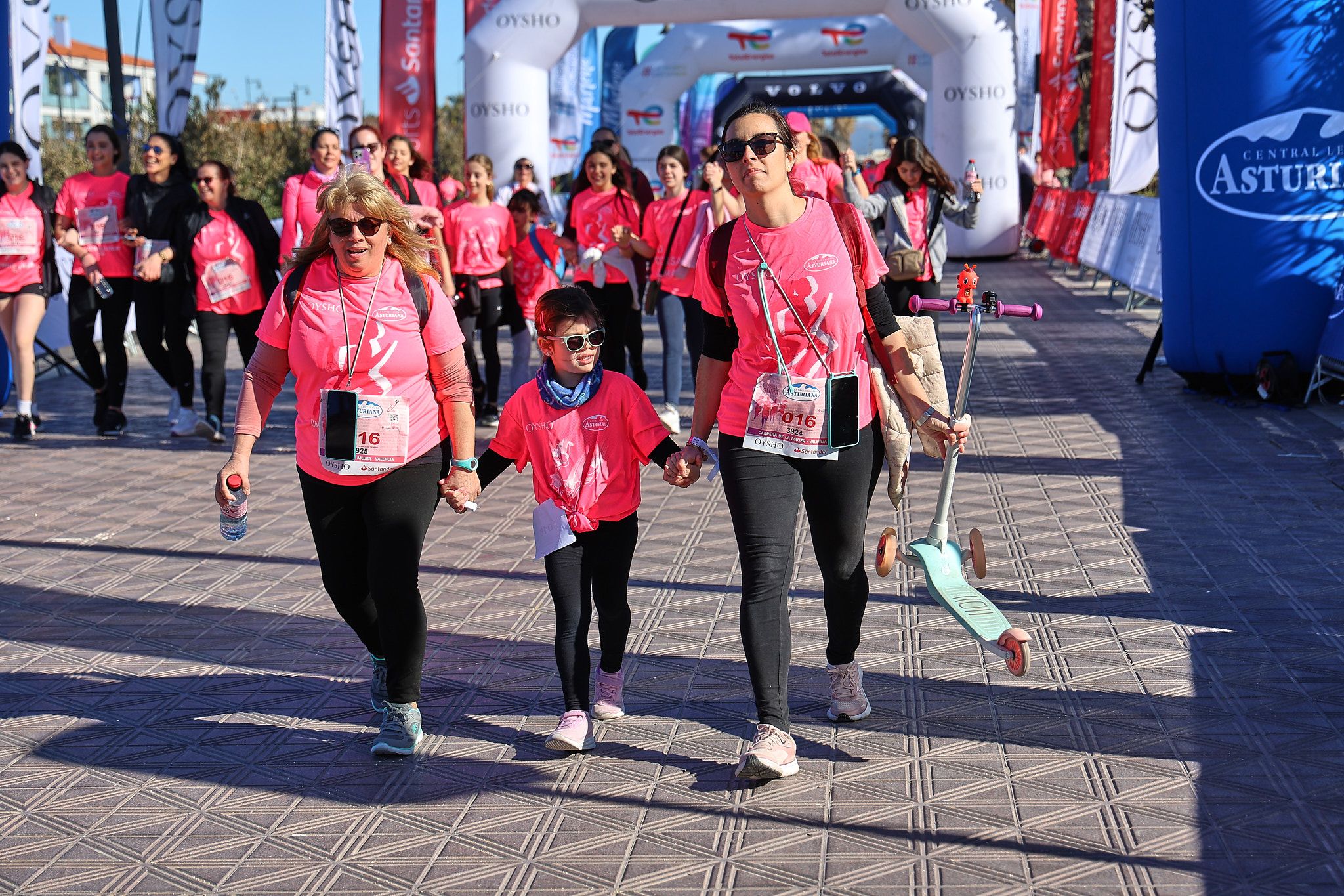 Las mejores fotos de la Carrera de la Mujer Central Lechera Asturiana de Valencia 2025. 1489