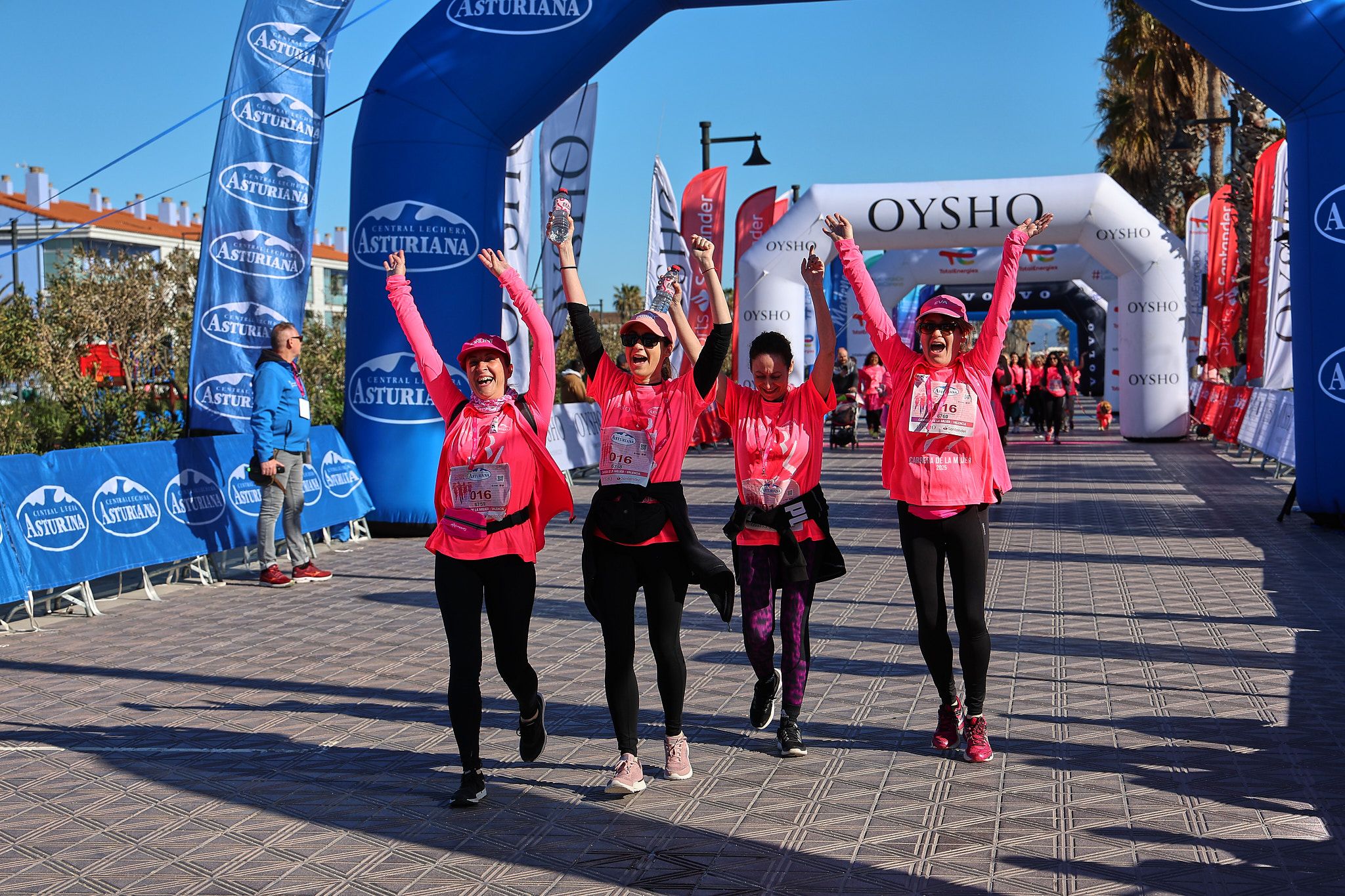 Las mejores fotos de la Carrera de la Mujer Central Lechera Asturiana de Valencia 2025. 1494