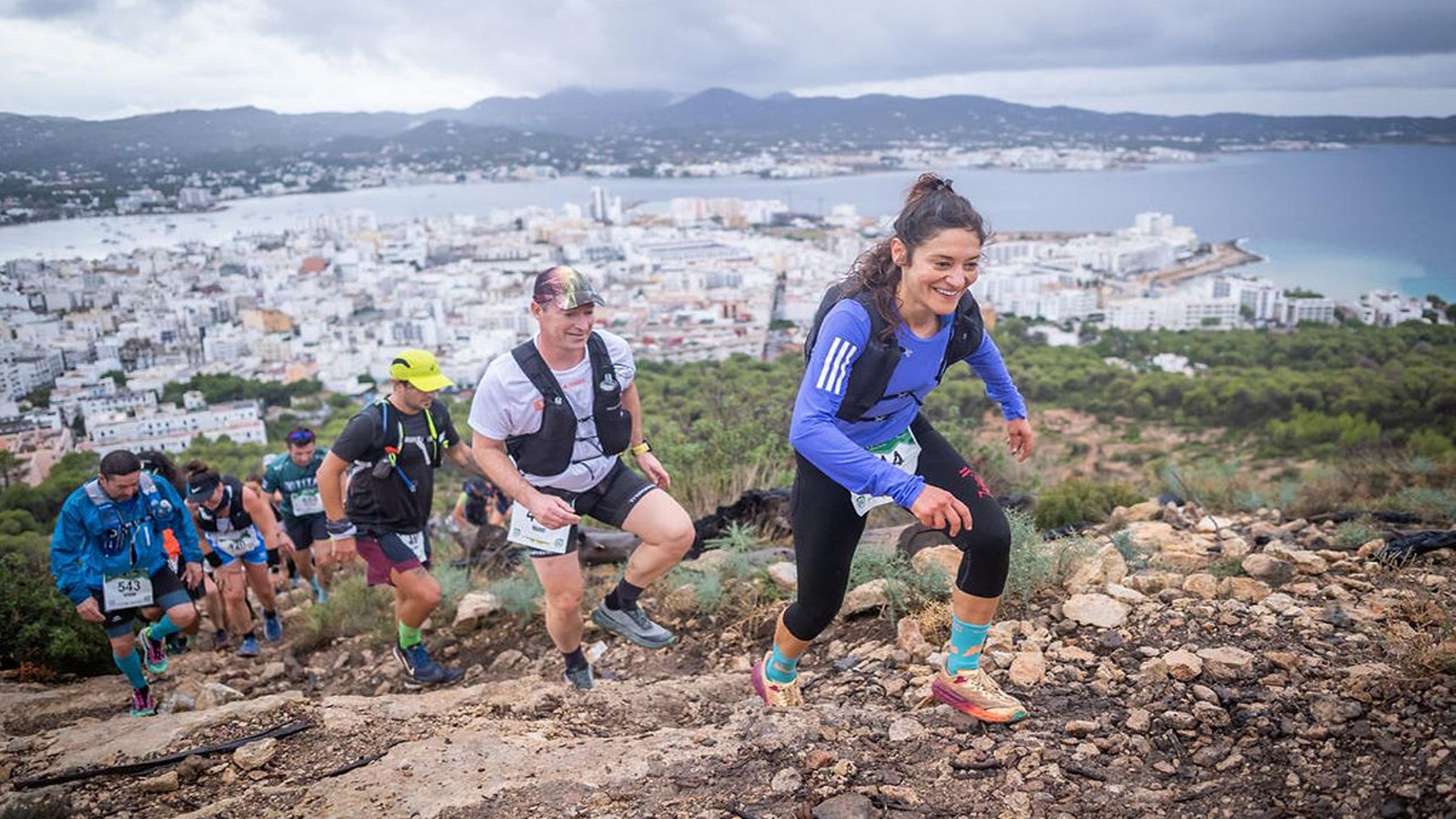 Entrénate para disfrutar de las vistas desde las cimas de la Ibiza Trail Maratón Festival. LAST LAP