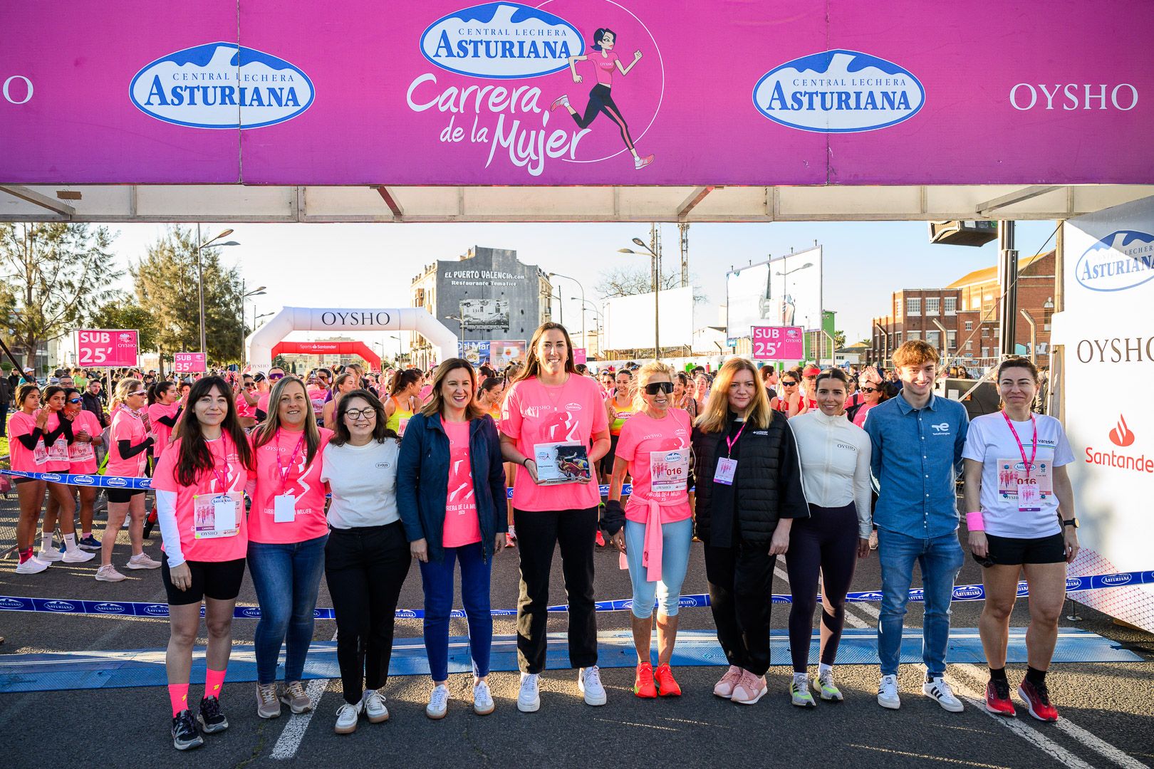 Más fotos de la Carrera de la Mujer Central Lechera Asturiana de Valencia 2025. 3787