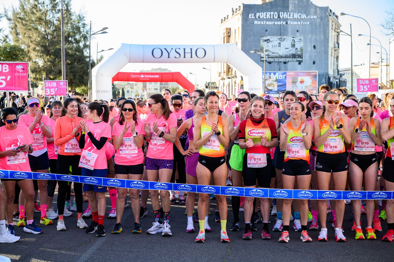 Más fotos de la Carrera de la Mujer Central Lechera Asturiana de Valencia 2025. 3795