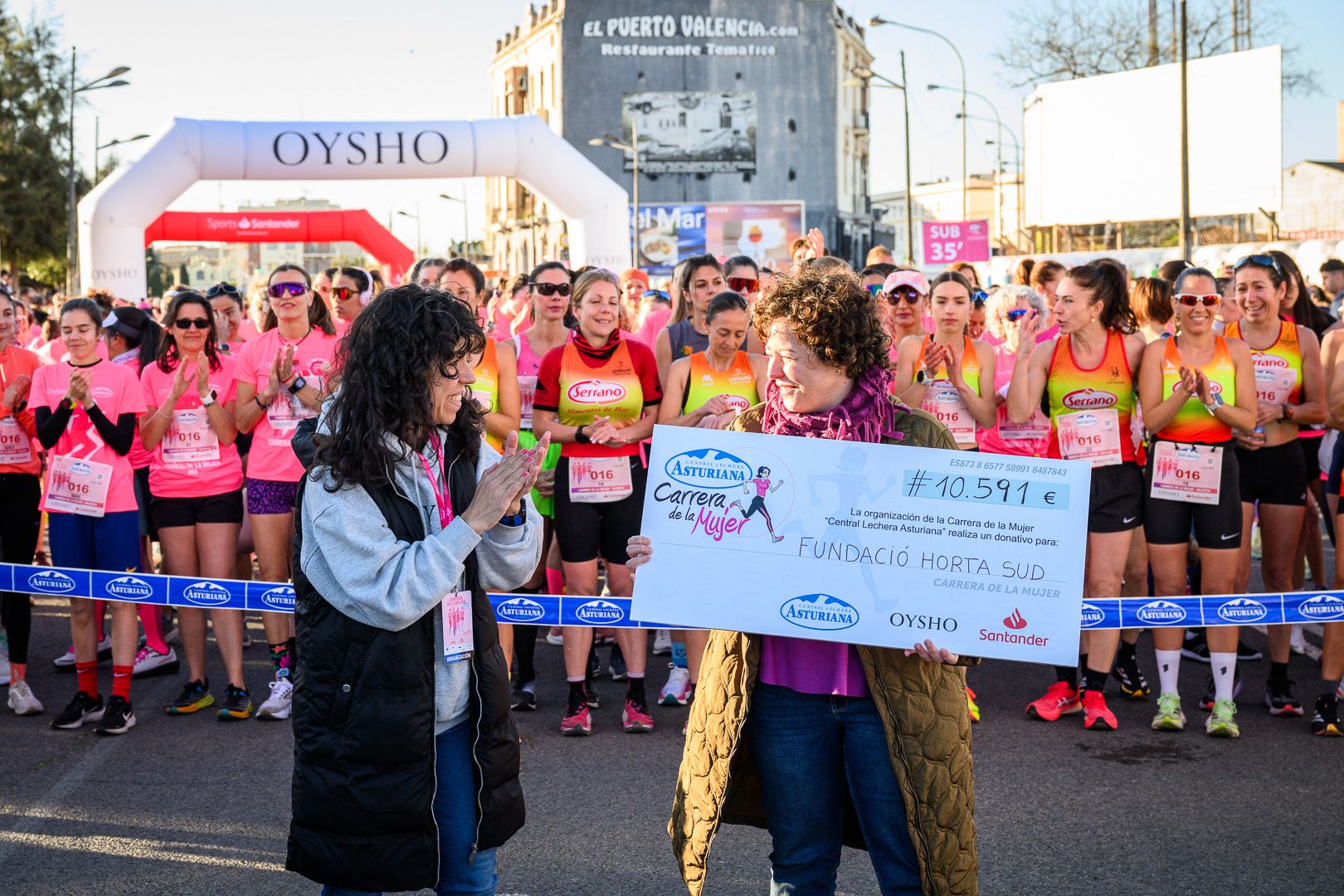 Más fotos de la Carrera de la Mujer Central Lechera Asturiana de Valencia 2025. 3804