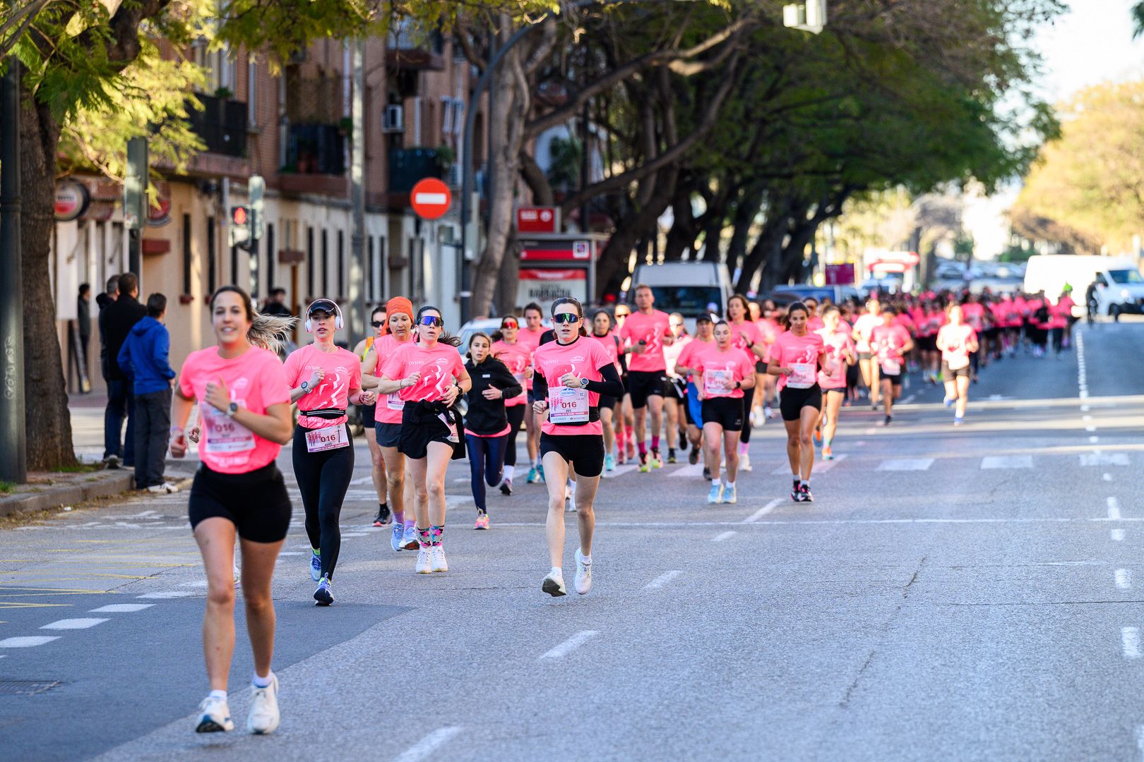 Más fotos de la Carrera de la Mujer Central Lechera Asturiana de Valencia 2025. 3883
