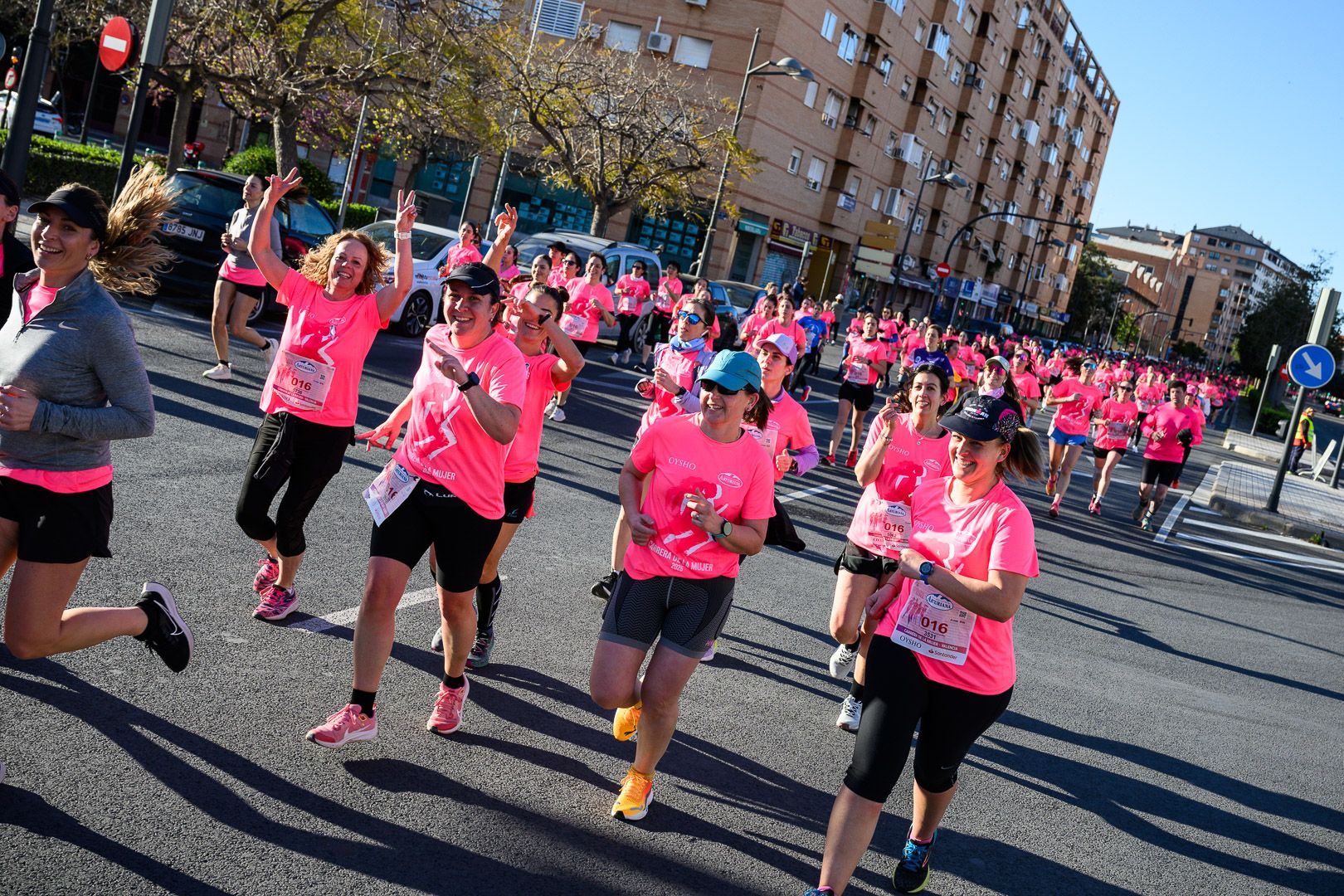 Más fotos de la Carrera de la Mujer Central Lechera Asturiana de Valencia 2025. 3954
