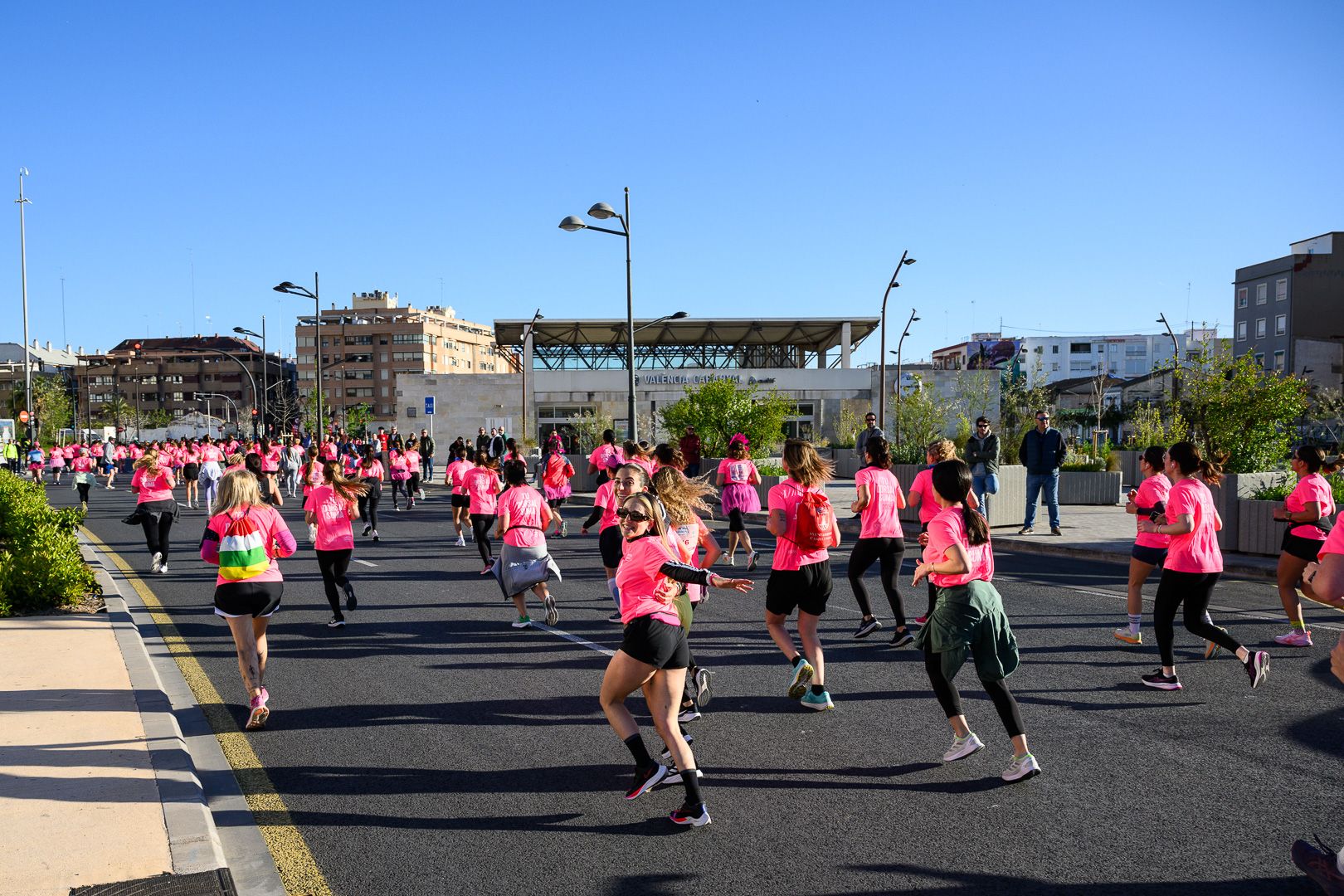 Más fotos de la Carrera de la Mujer Central Lechera Asturiana de Valencia 2025. 3958