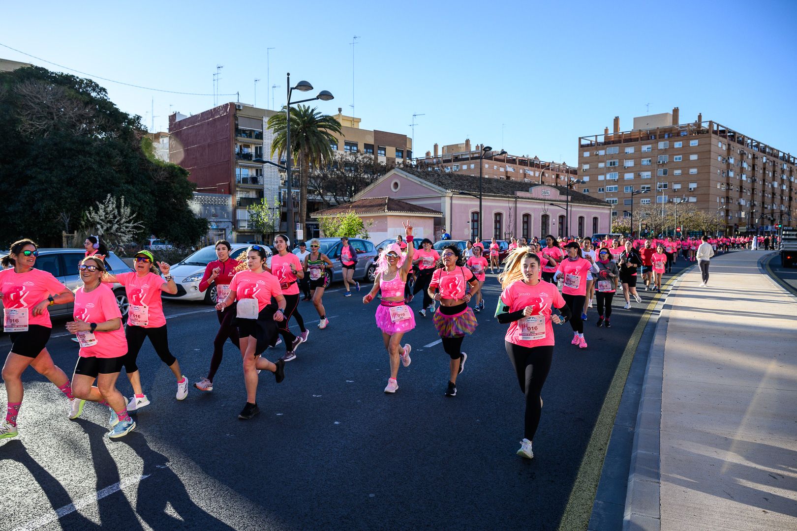 Más fotos de la Carrera de la Mujer Central Lechera Asturiana de Valencia 2025. 3961
