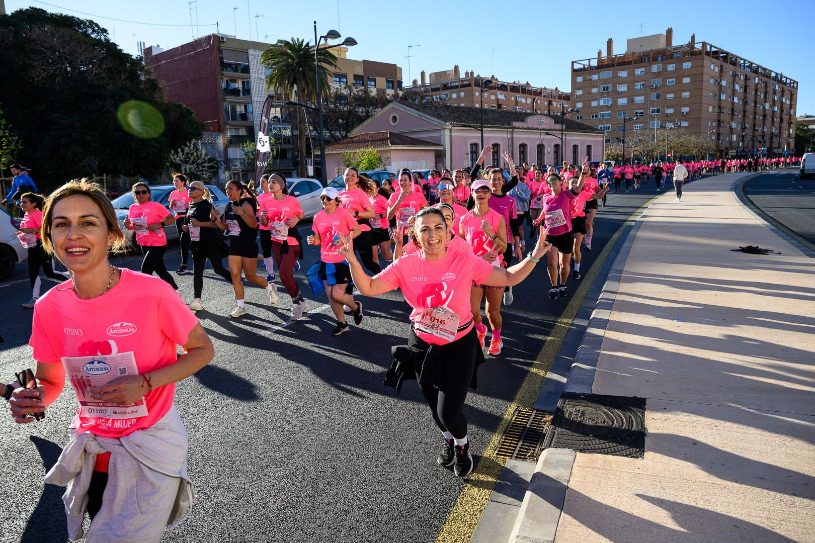 Más fotos de la Carrera de la Mujer Central Lechera Asturiana de Valencia 2025. 3970