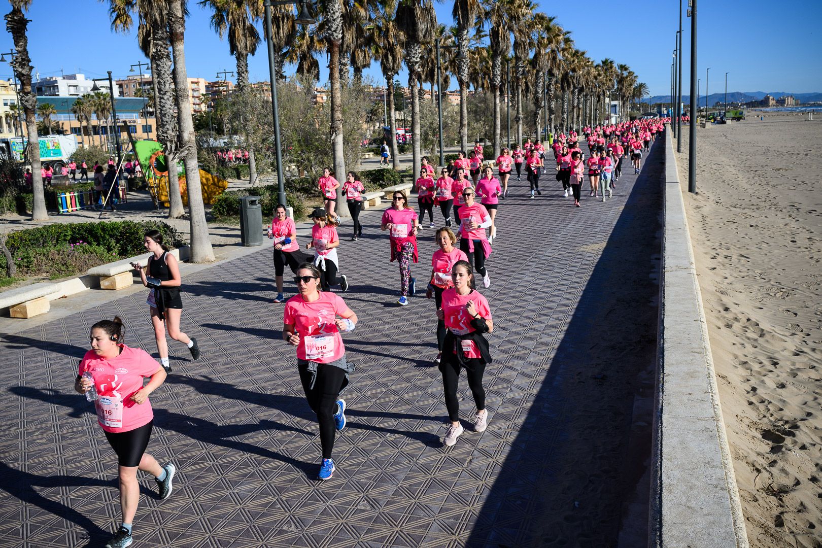 Más fotos de la Carrera de la Mujer Central Lechera Asturiana de Valencia 2025. 4070