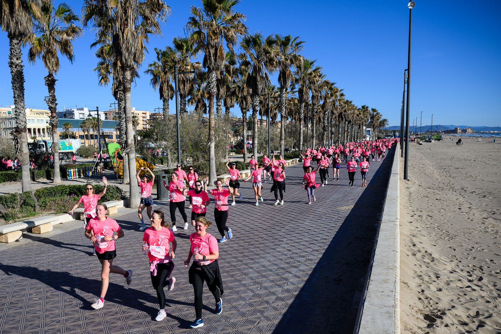 Más fotos de la Carrera de la Mujer Central Lechera Asturiana de Valencia 2025. 4084