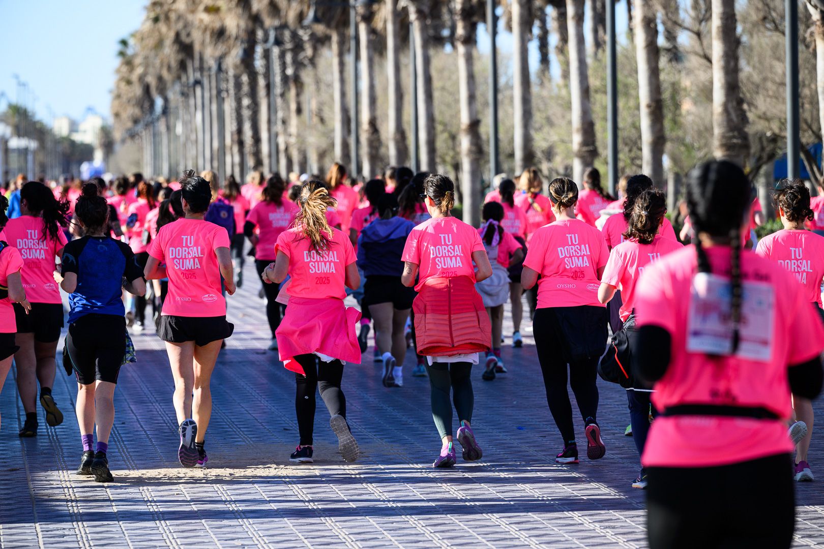 Más fotos de la Carrera de la Mujer Central Lechera Asturiana de Valencia 2025. 4105