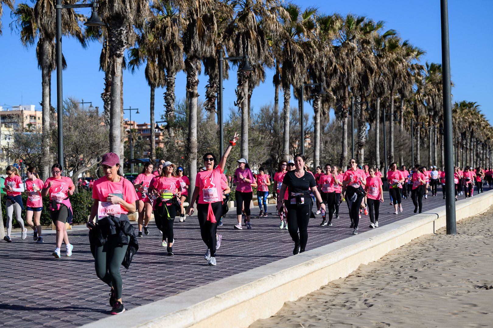 Más fotos de la Carrera de la Mujer Central Lechera Asturiana de Valencia 2025. 4118