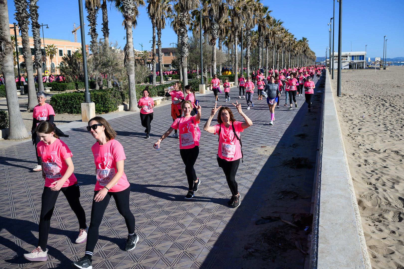 Más fotos de la Carrera de la Mujer Central Lechera Asturiana de Valencia 2025. 4138