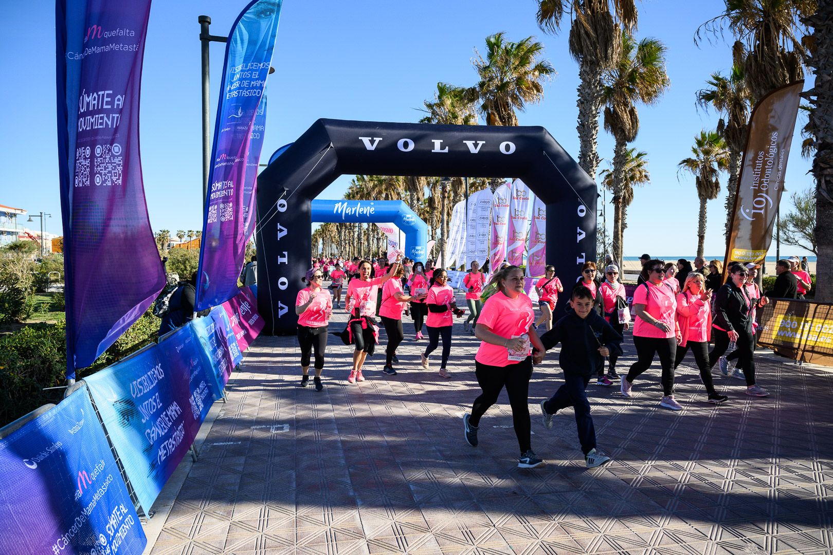 Más fotos de la Carrera de la Mujer Central Lechera Asturiana de Valencia 2025. 4170
