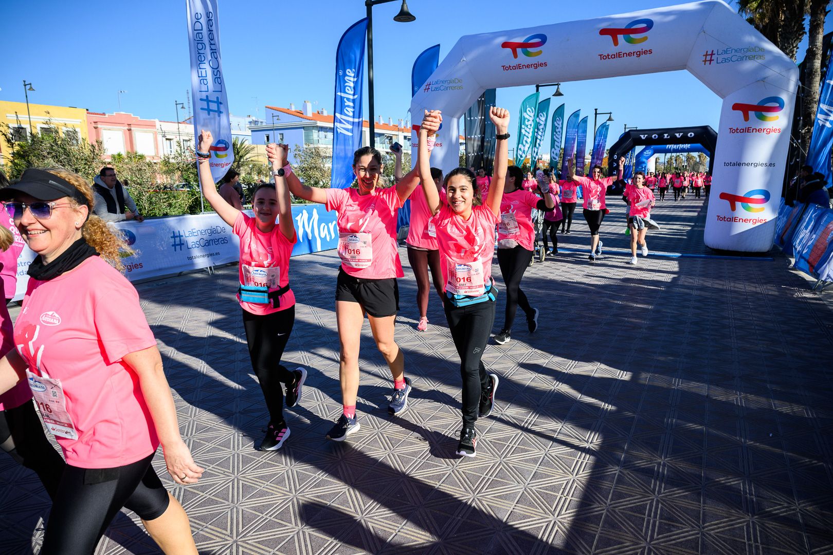 Más fotos de la Carrera de la Mujer Central Lechera Asturiana de Valencia 2025. 4183