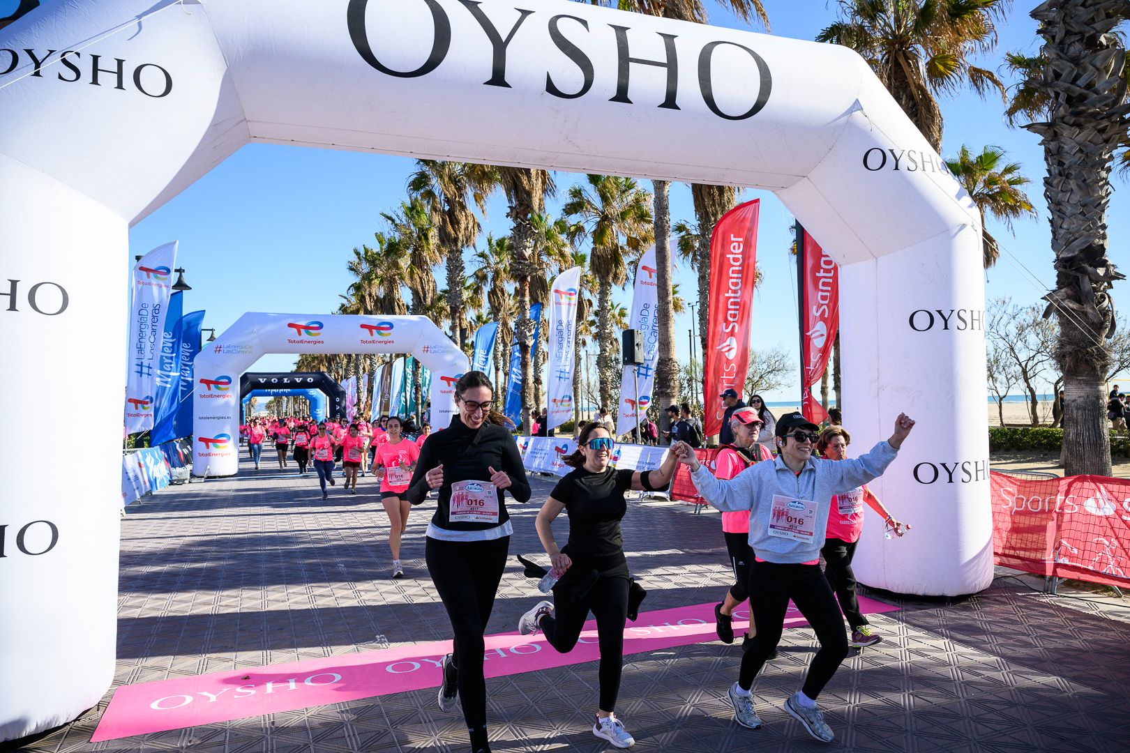 Más fotos de la Carrera de la Mujer Central Lechera Asturiana de Valencia 2025. 4195
