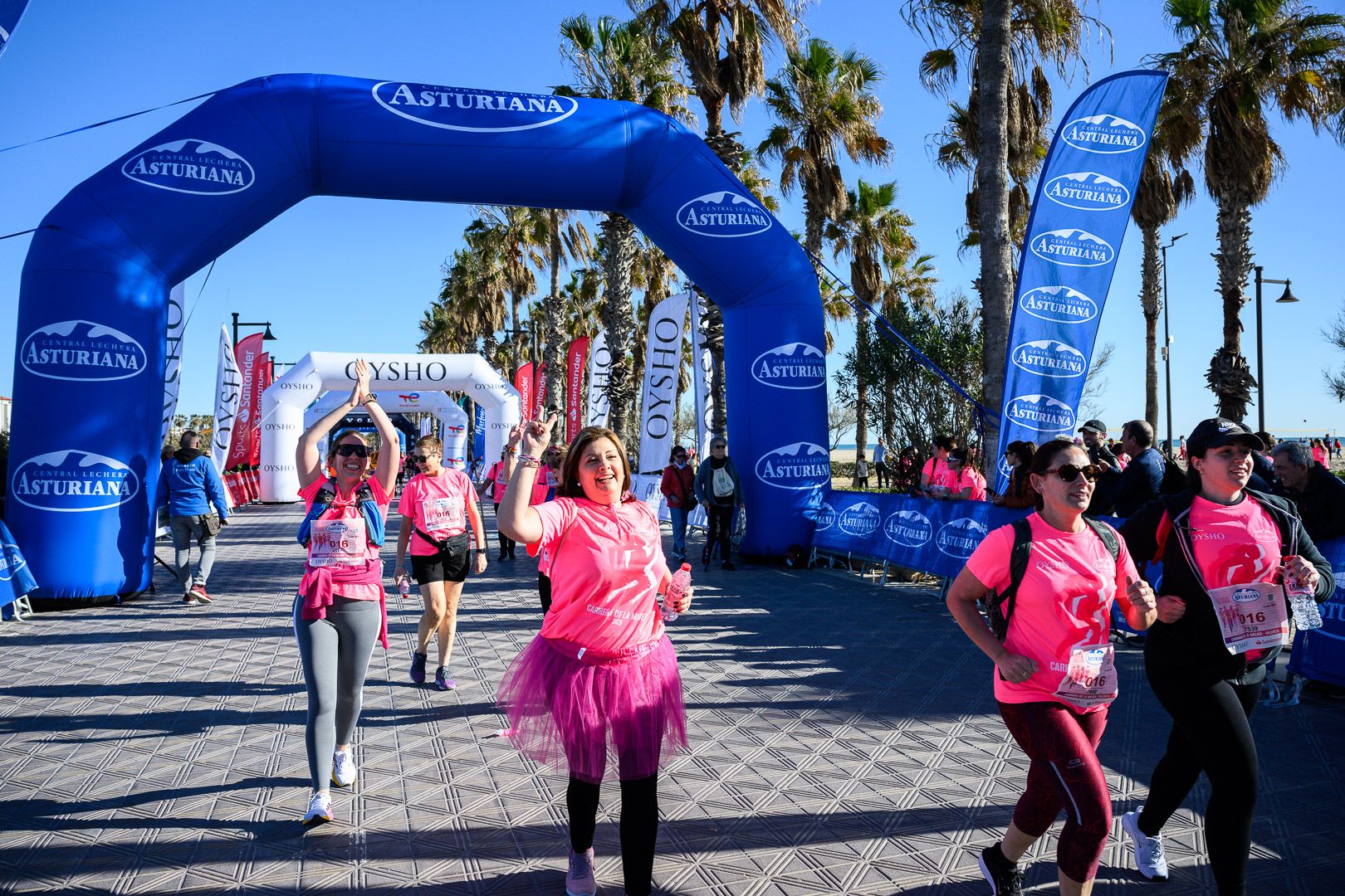 Más fotos de la Carrera de la Mujer Central Lechera Asturiana de Valencia 2025. 4214
