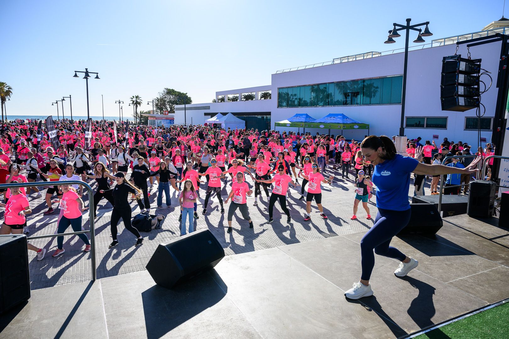 Más fotos de la Carrera de la Mujer Central Lechera Asturiana de Valencia 2025. 4221