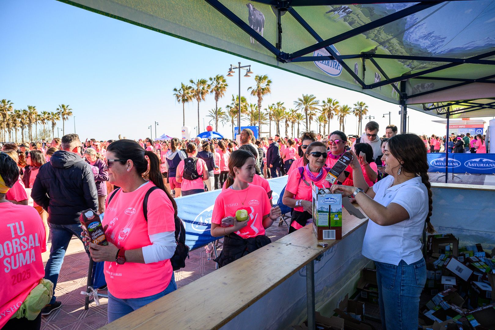 Más fotos de la Carrera de la Mujer Central Lechera Asturiana de Valencia 2025. 4234