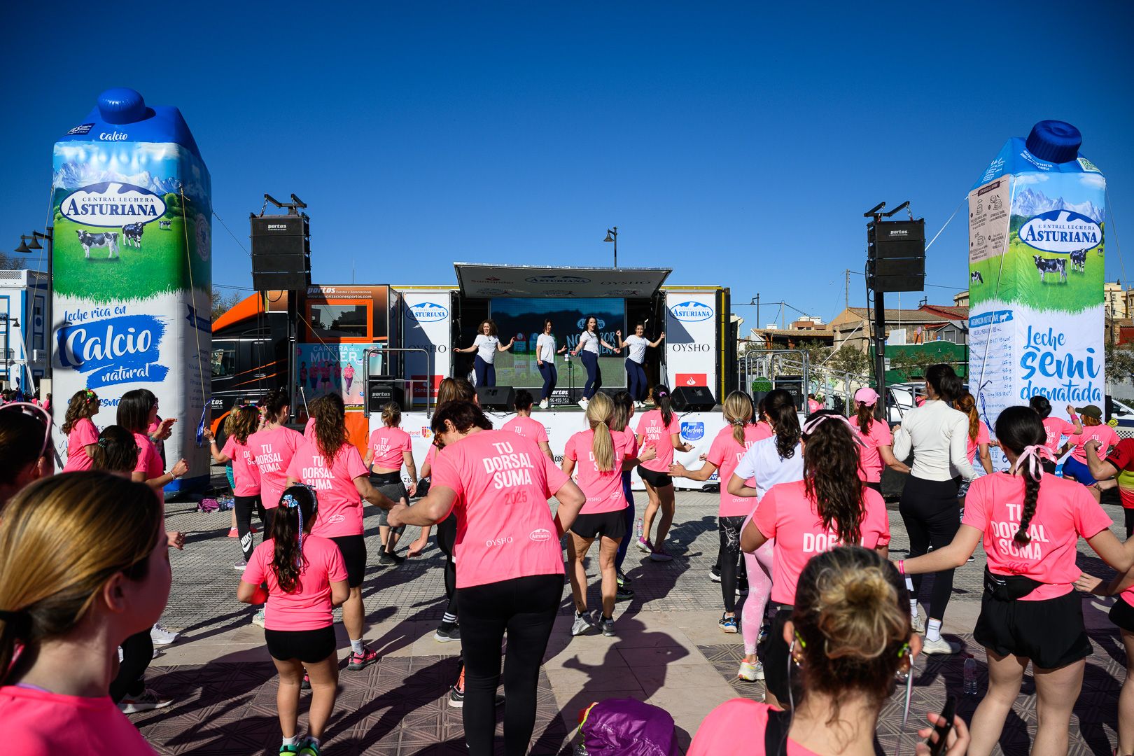 Más fotos de la Carrera de la Mujer Central Lechera Asturiana de Valencia 2025. 4259