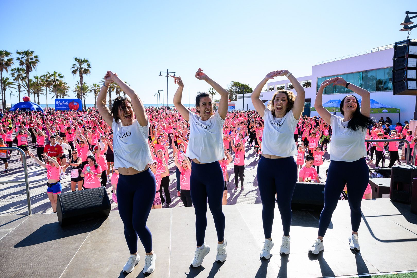 Más fotos de la Carrera de la Mujer Central Lechera Asturiana de Valencia 2025. 4271