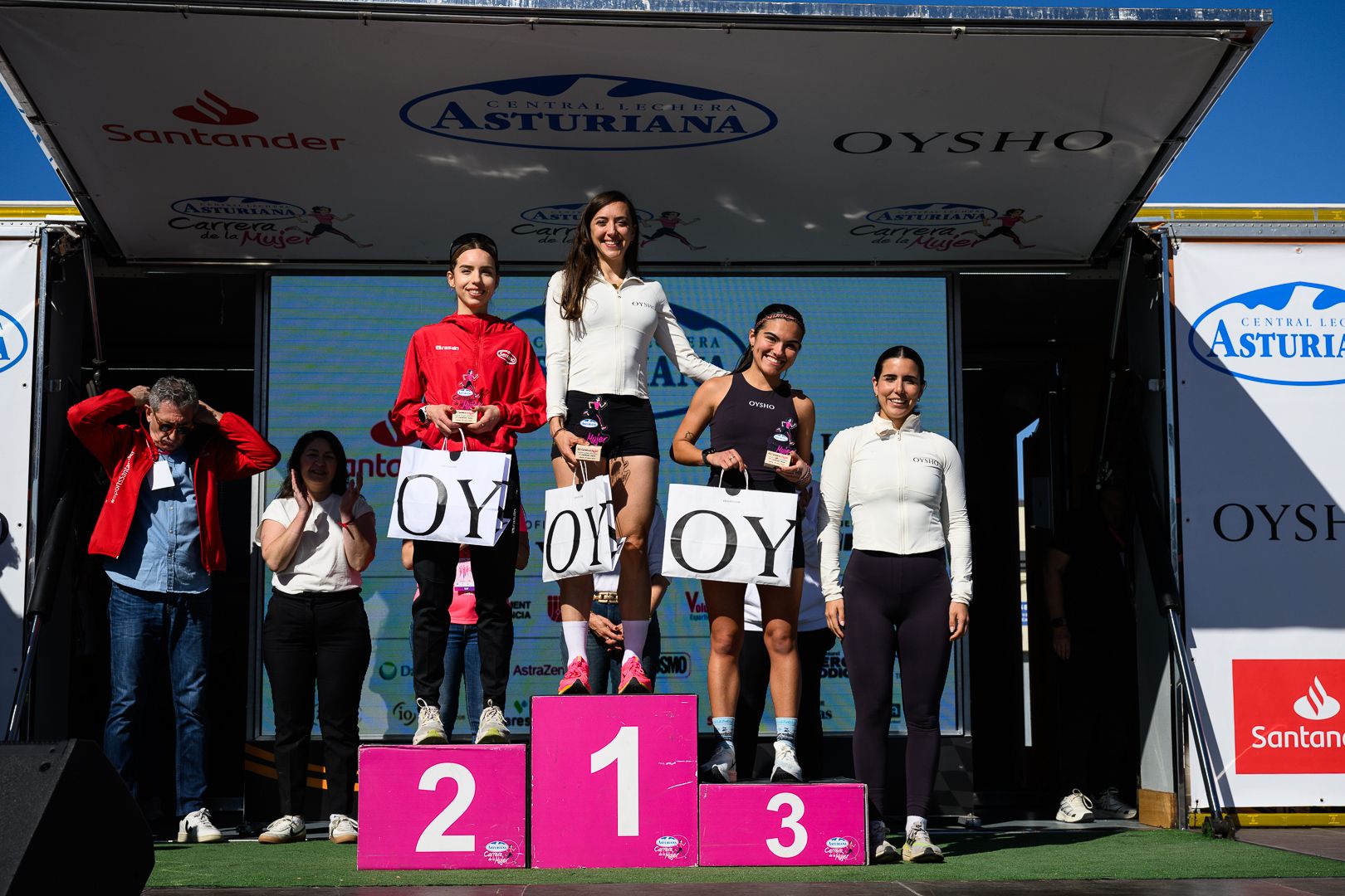 Más fotos de la Carrera de la Mujer Central Lechera Asturiana de Valencia 2025. 4337