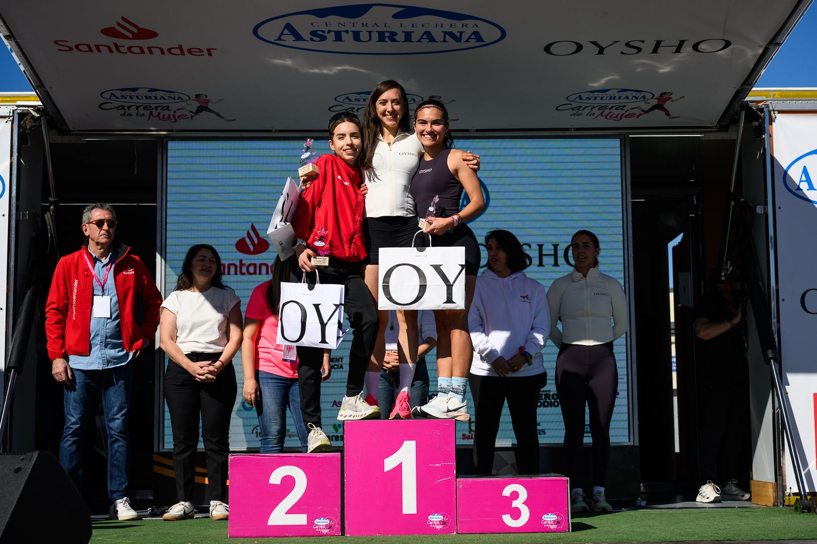 Más fotos de la Carrera de la Mujer Central Lechera Asturiana de Valencia 2025. 4339