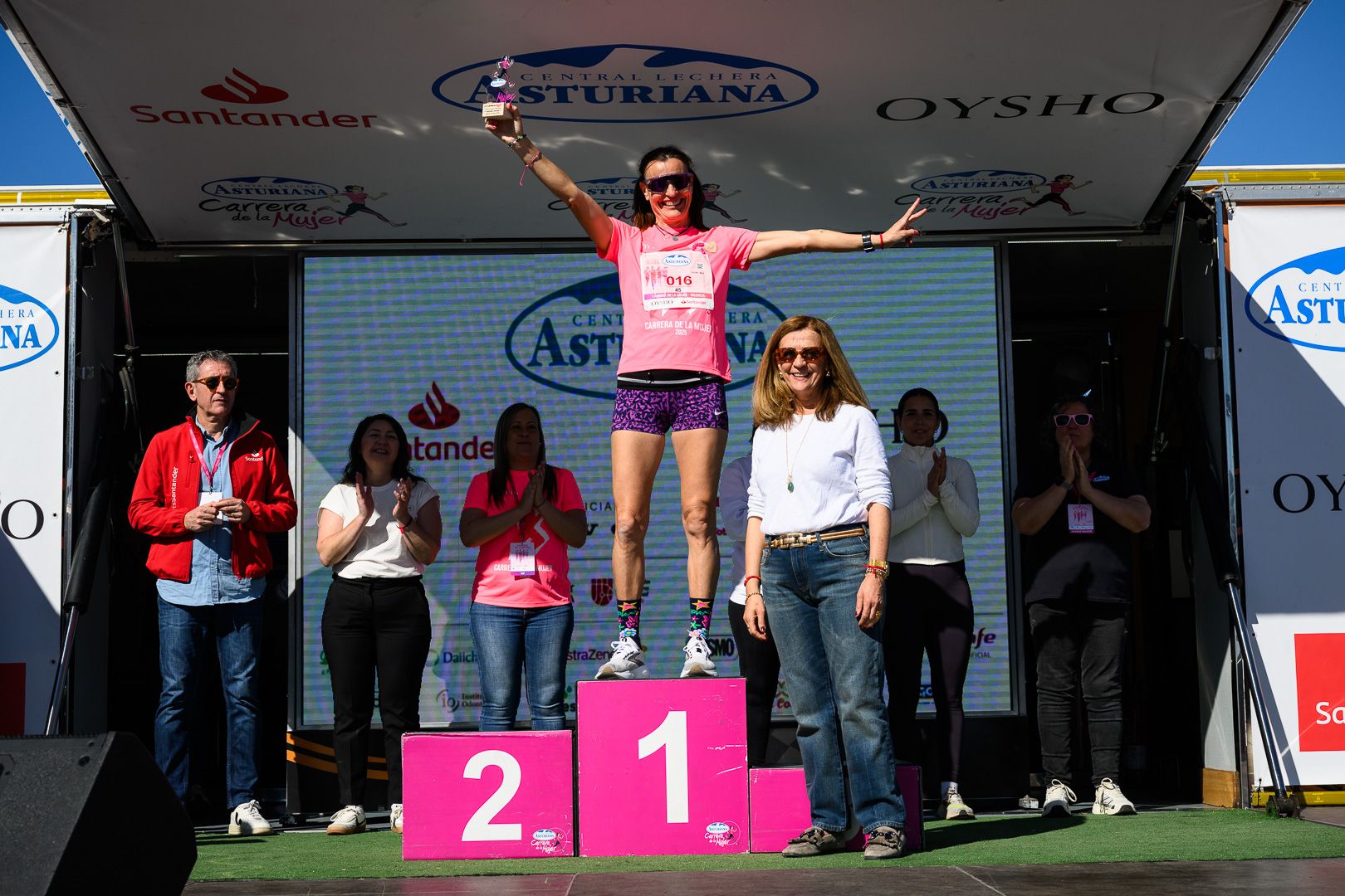 Más fotos de la Carrera de la Mujer Central Lechera Asturiana de Valencia 2025. 4350