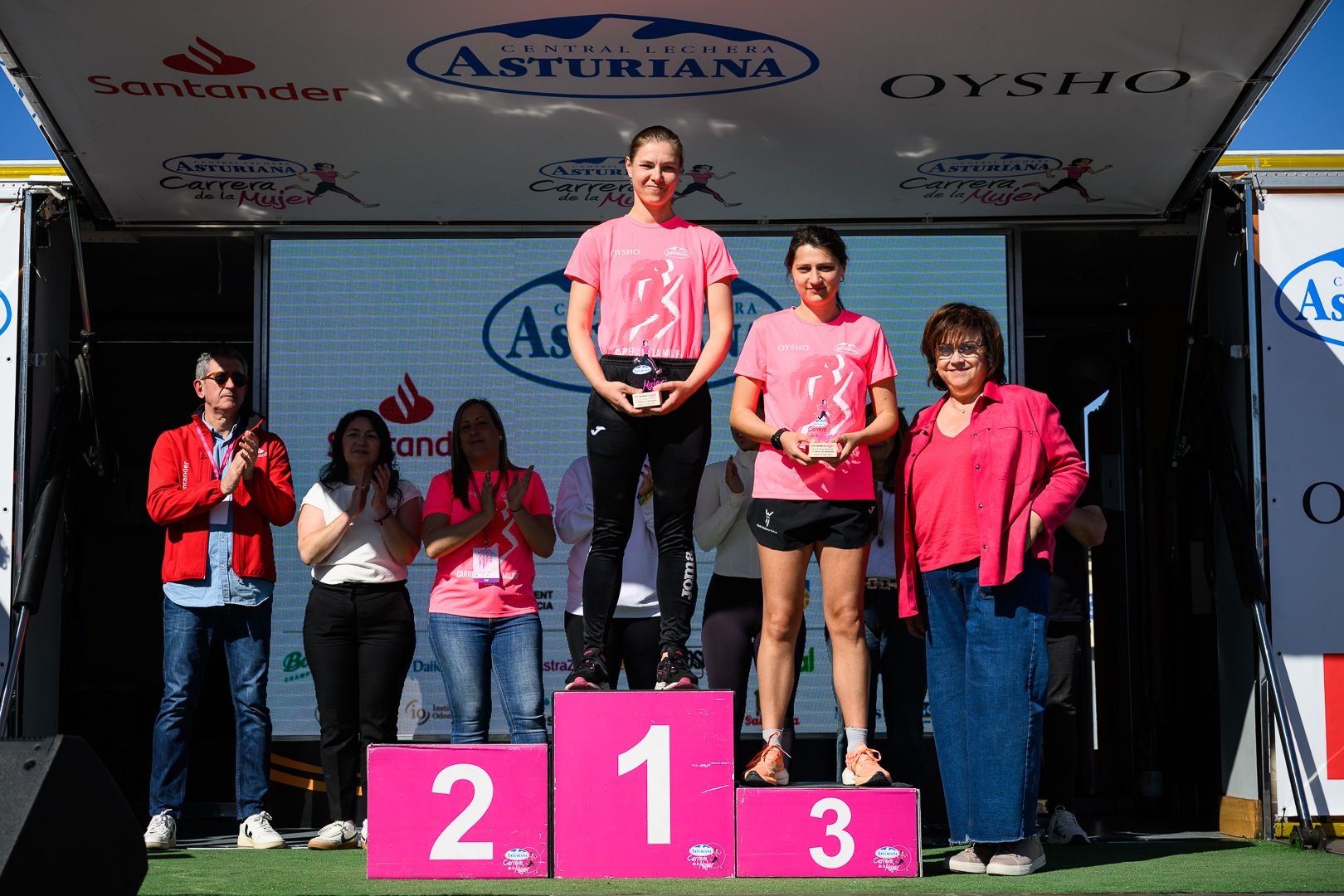 Más fotos de la Carrera de la Mujer Central Lechera Asturiana de Valencia 2025. 4375
