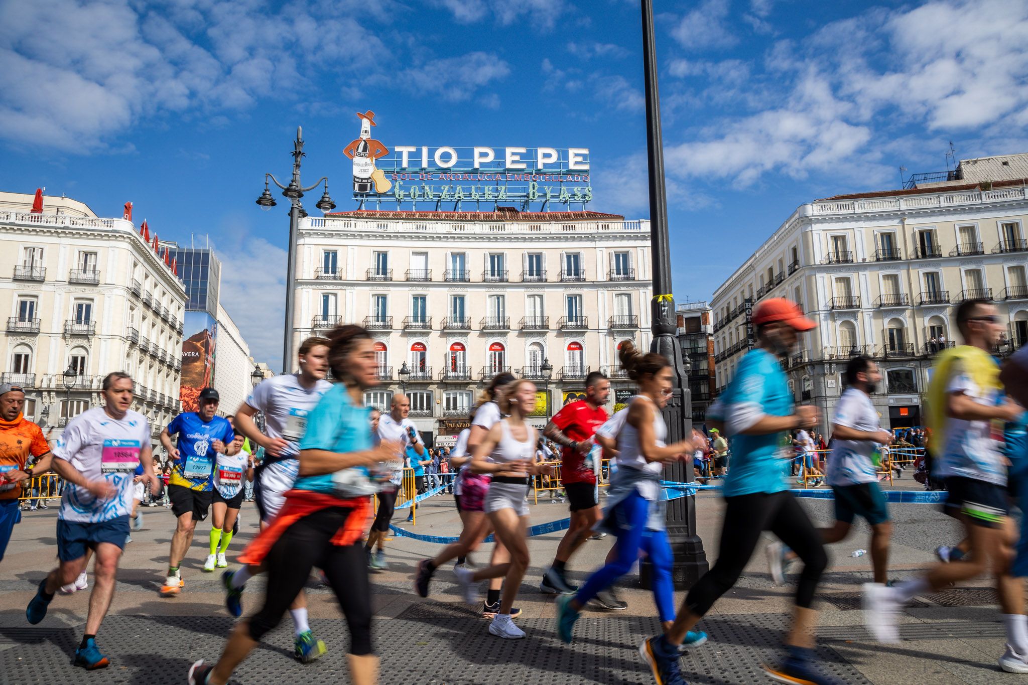 50 fotos espectaculares del Movistar Madrid Medio Maratón 2025 30