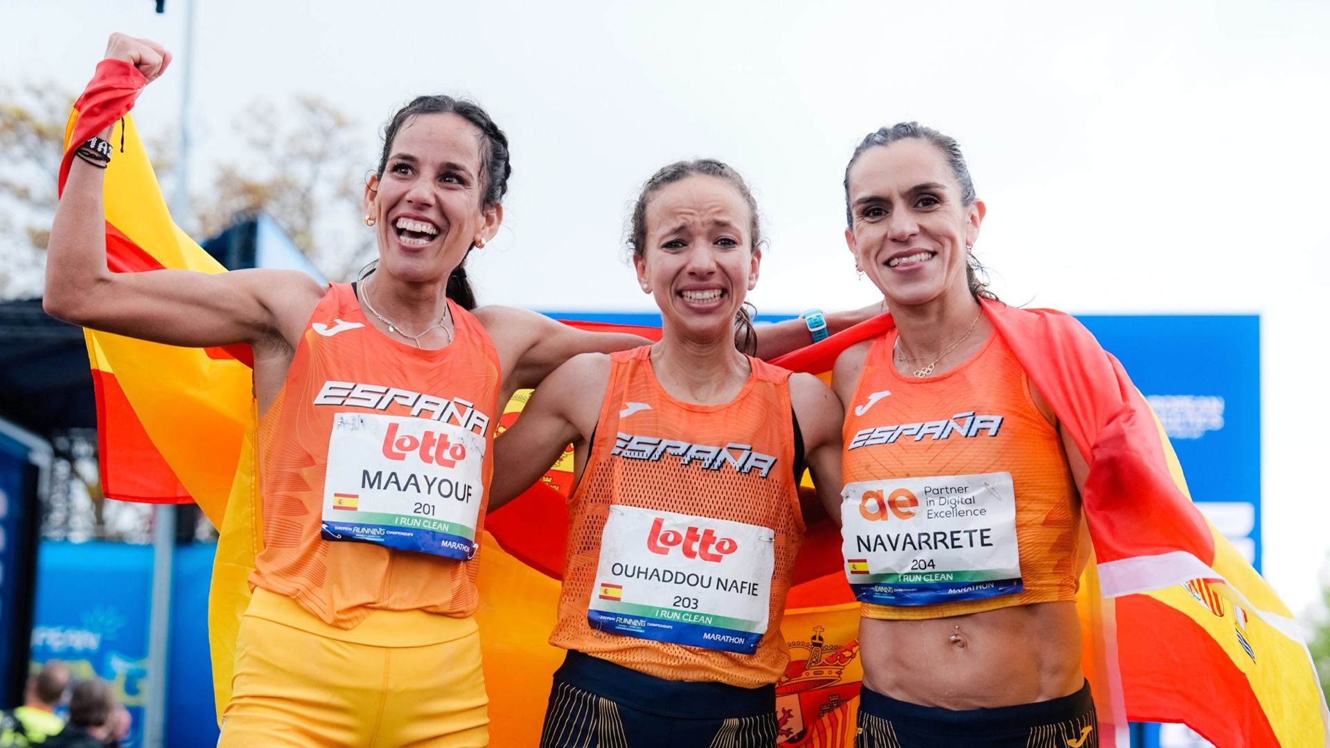 Majida Maayouf, Fatima Ouhaddou y Esther Navarrete, campeonas de Europa de maratón. SPORTMEDIA.