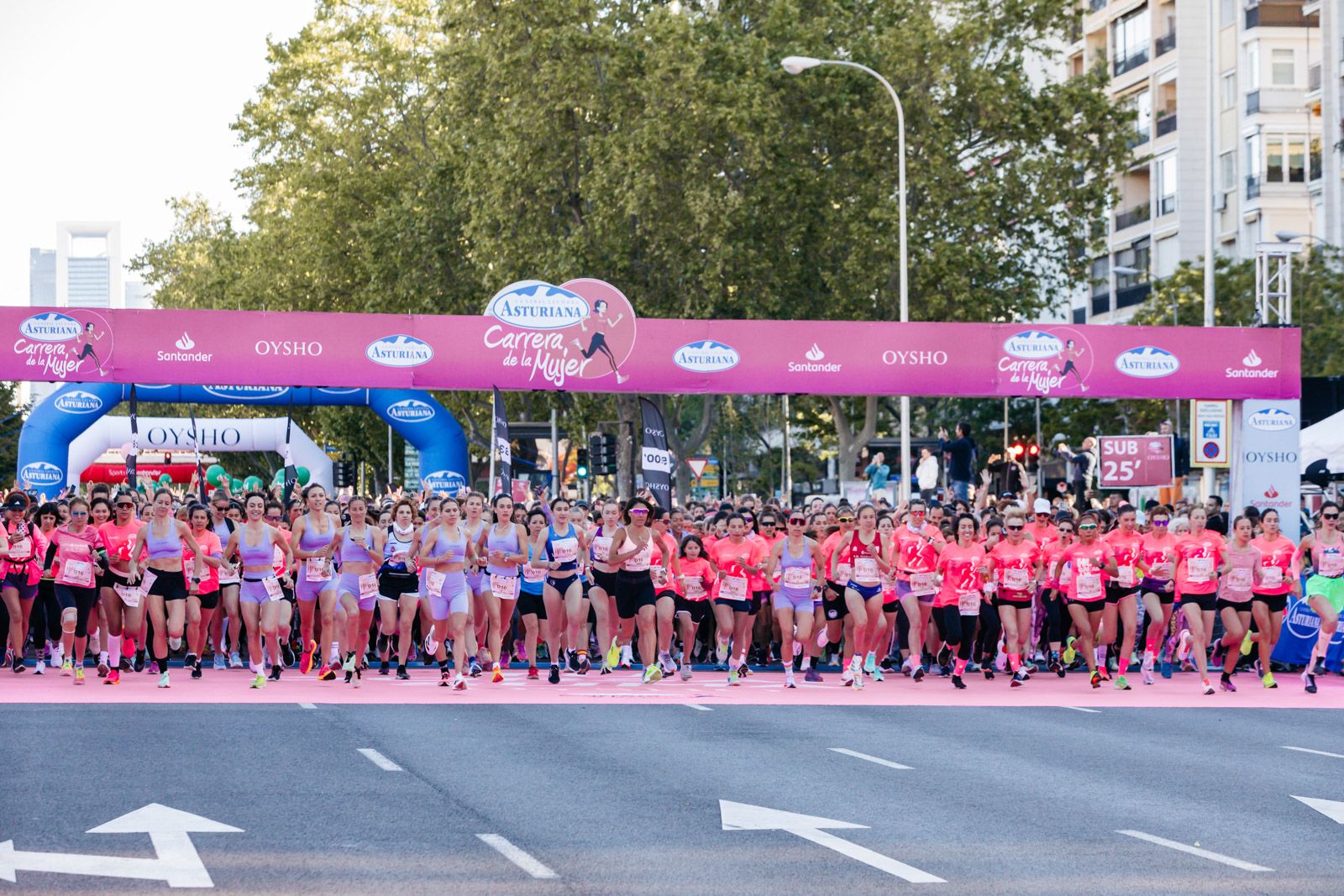 Las mejores fotos de la Carrera de la Mujer de Madrid 2025 3