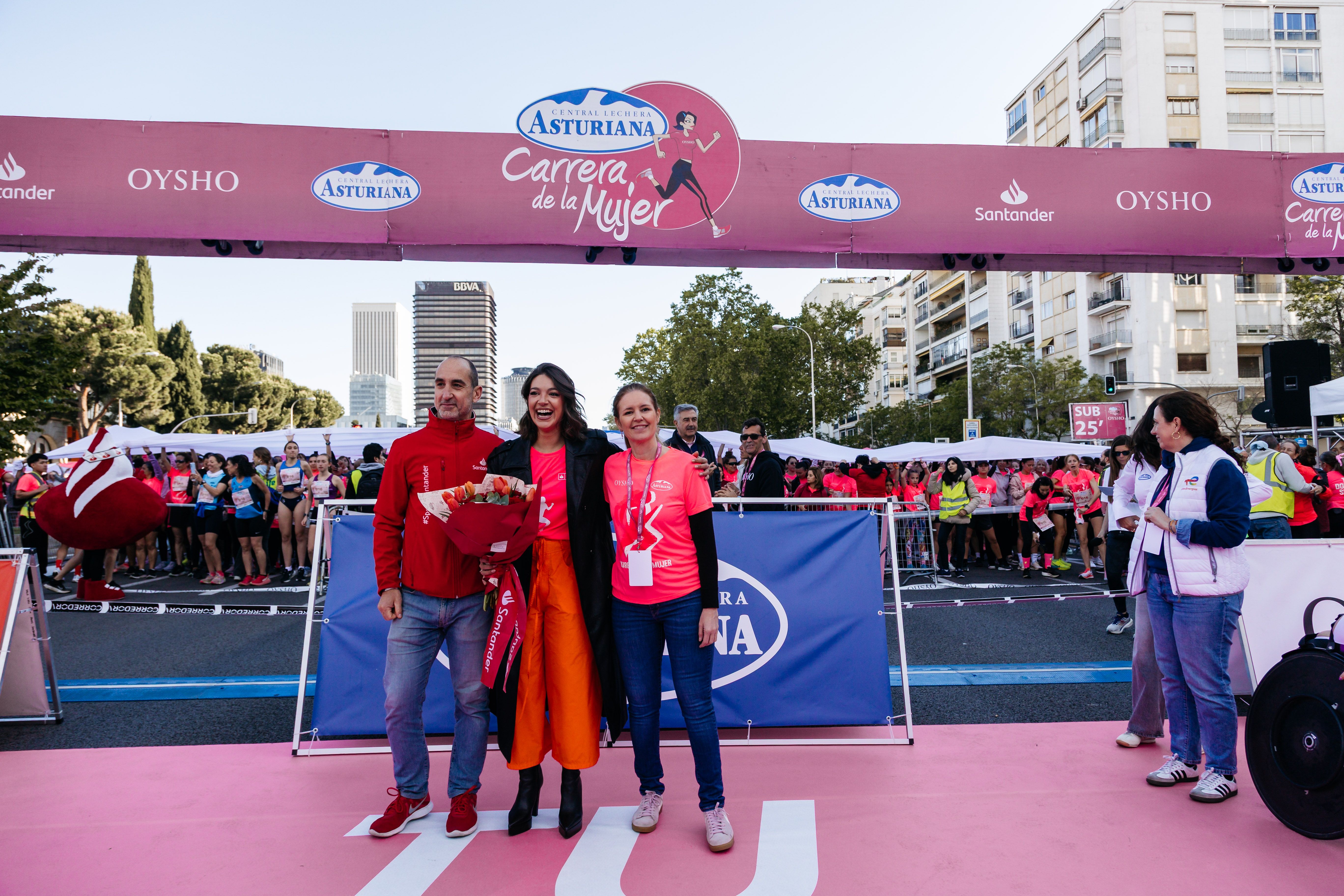 Las mejores fotos de la salida de la Carrera de la Mujer de Madrid 2025 54