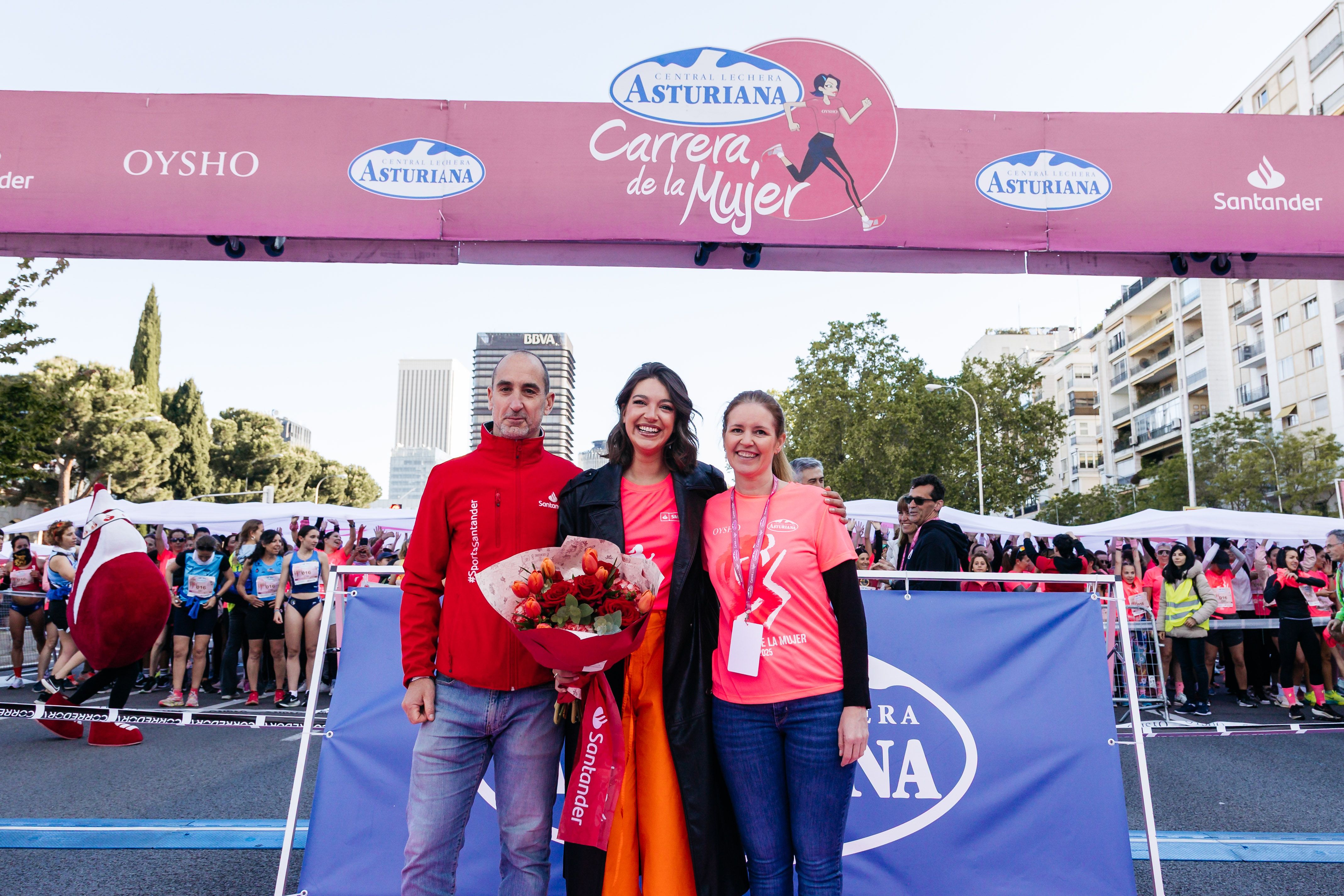 Las mejores fotos de la salida de la Carrera de la Mujer de Madrid 2025 56