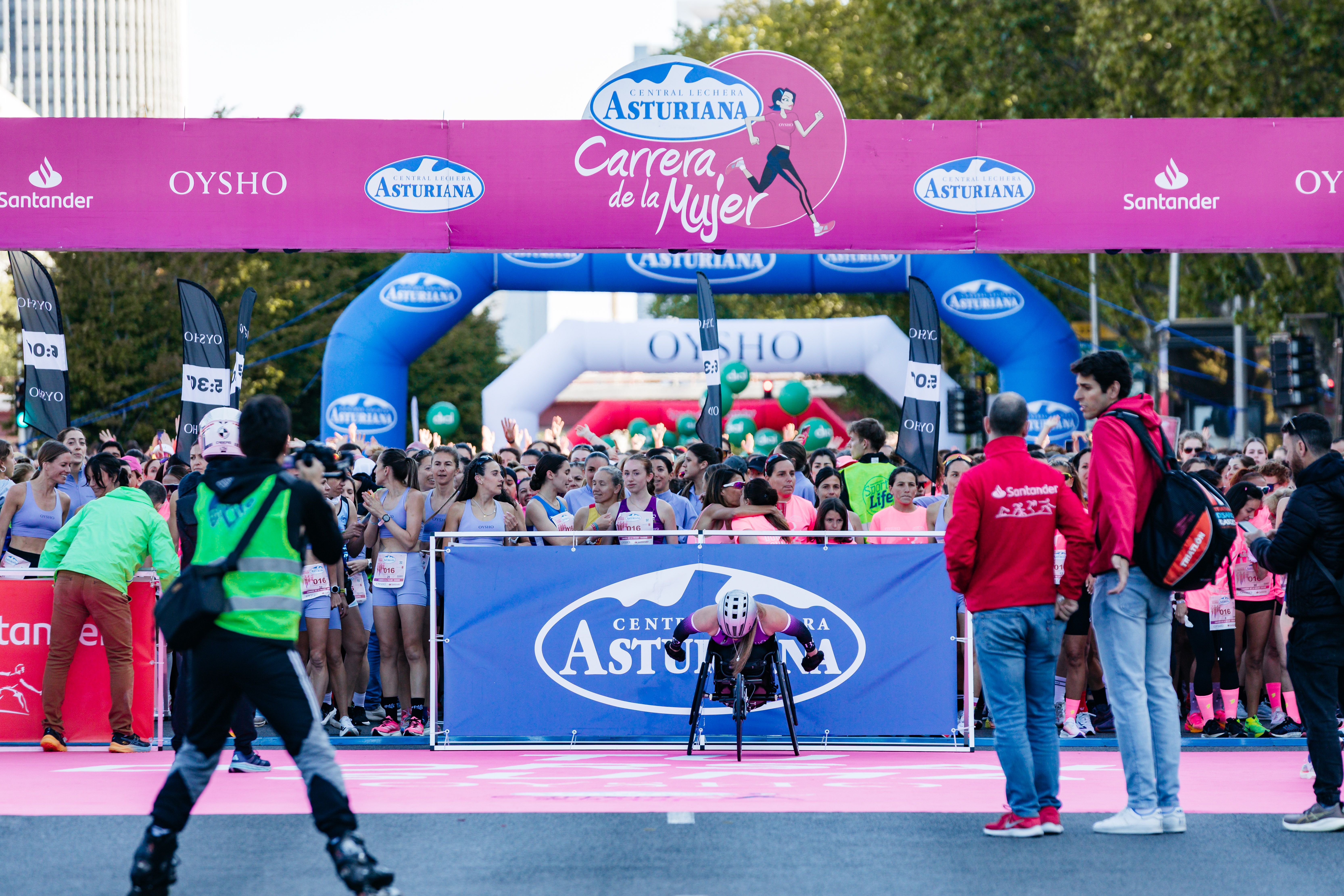 Las mejores fotos de la salida de la Carrera de la Mujer de Madrid 2025 75