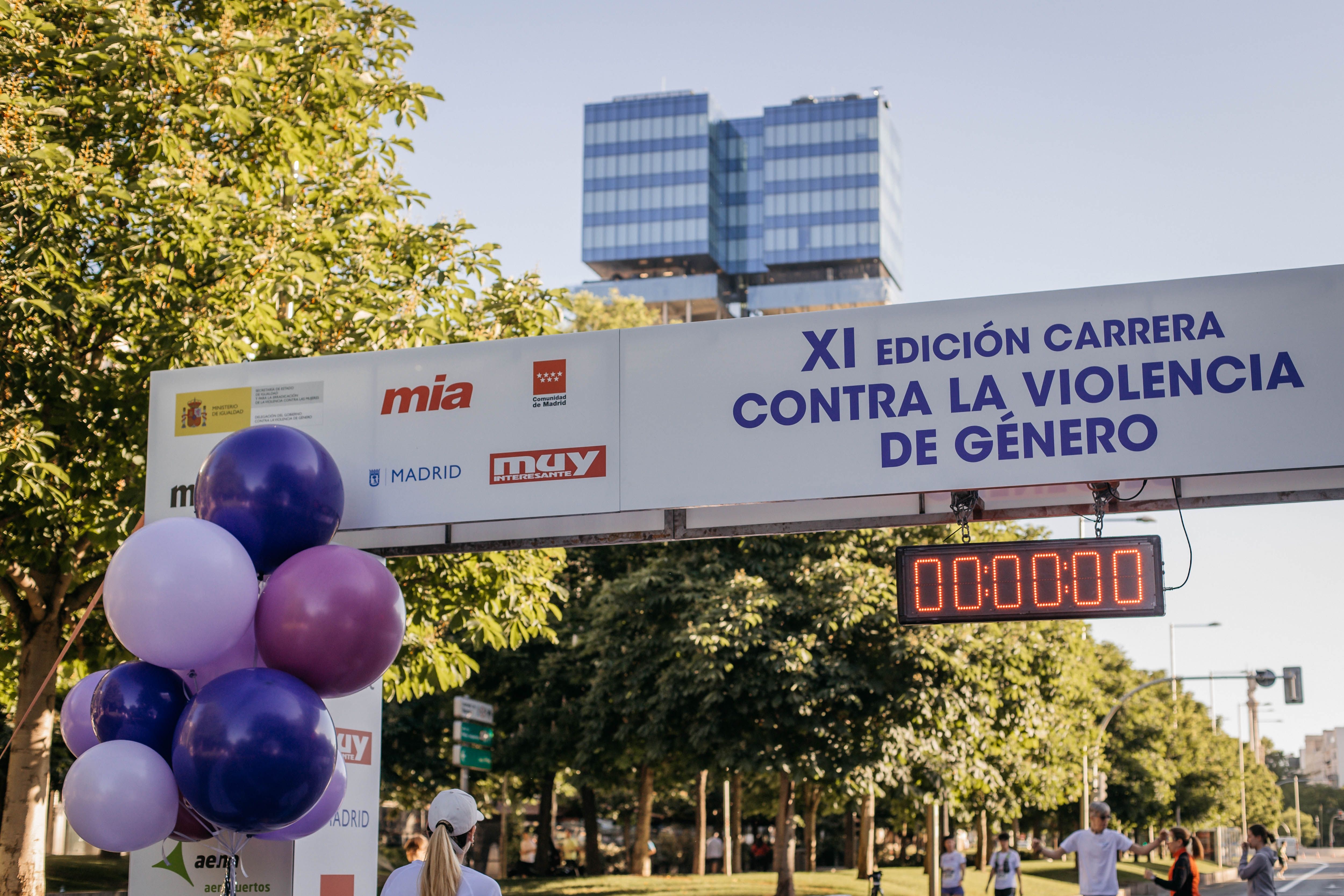 Las mejores fotos de la Carrera Contra la Violencia de Género. Salida. 22