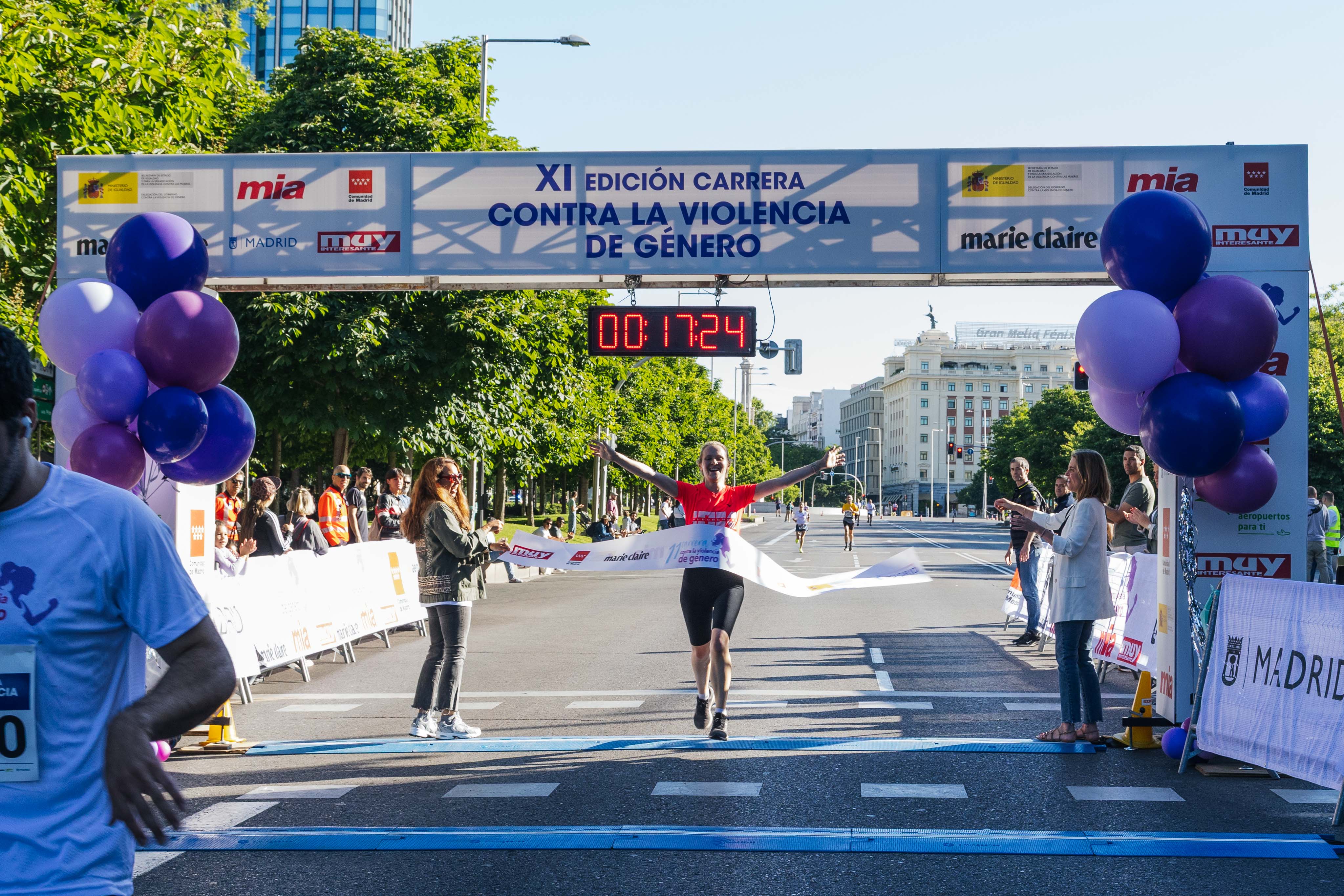 Las mejores fotos de la Carrera Contra la Violencia de Género. Meta 21