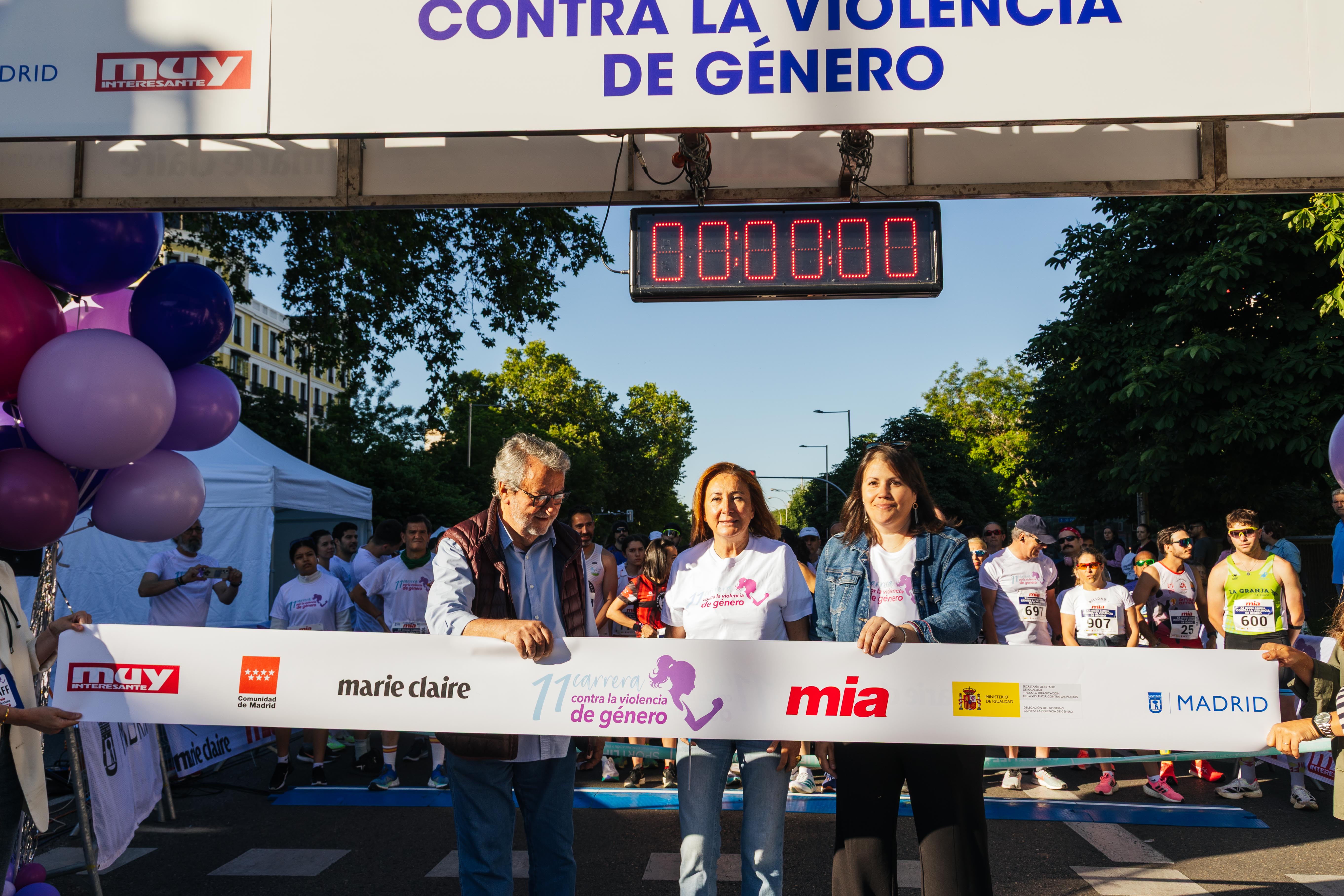 Las mejores fotos de la Carrera Contra la Violencia de Género. Salida. 71