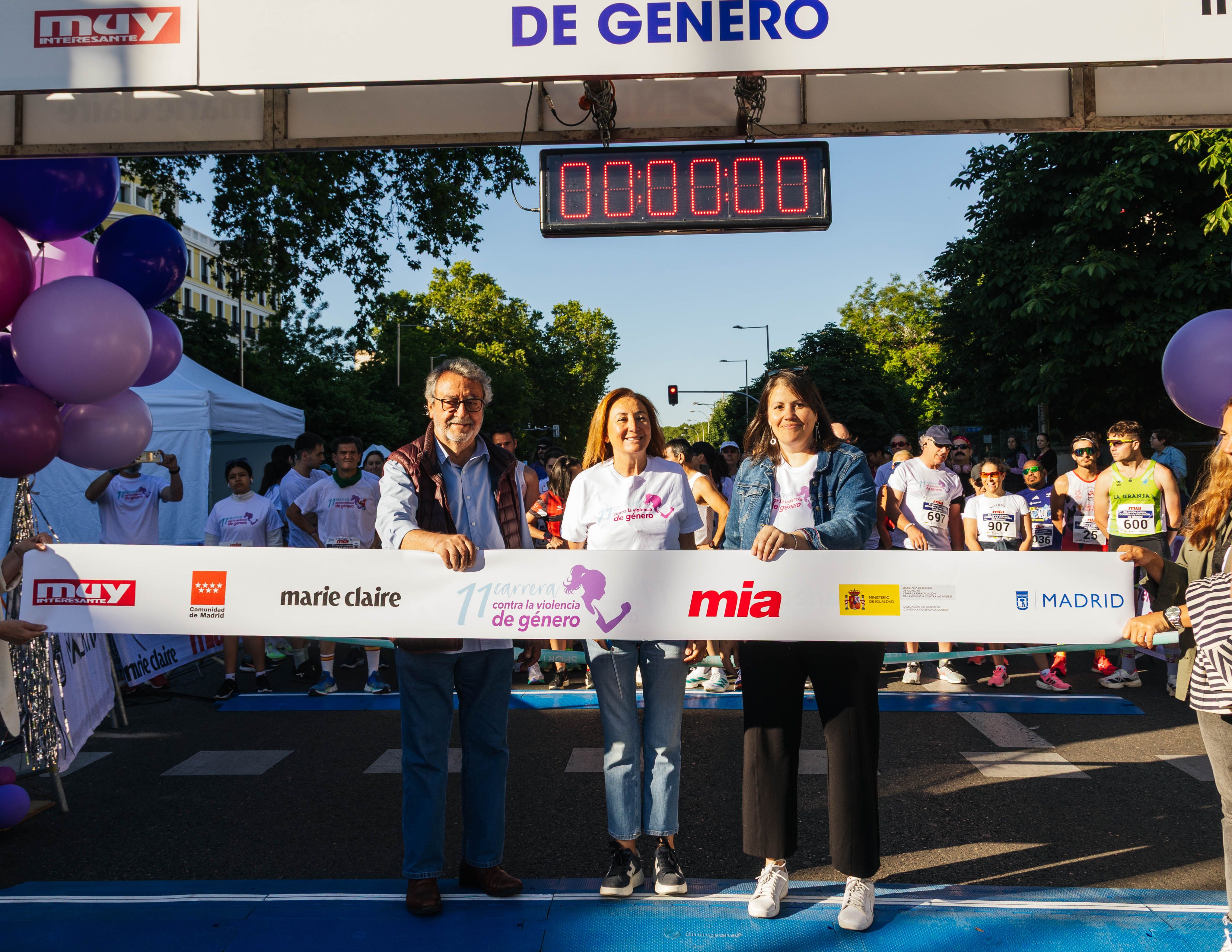 Las mejores fotos de la Carrera Contra la Violencia de Género. Salida. 73