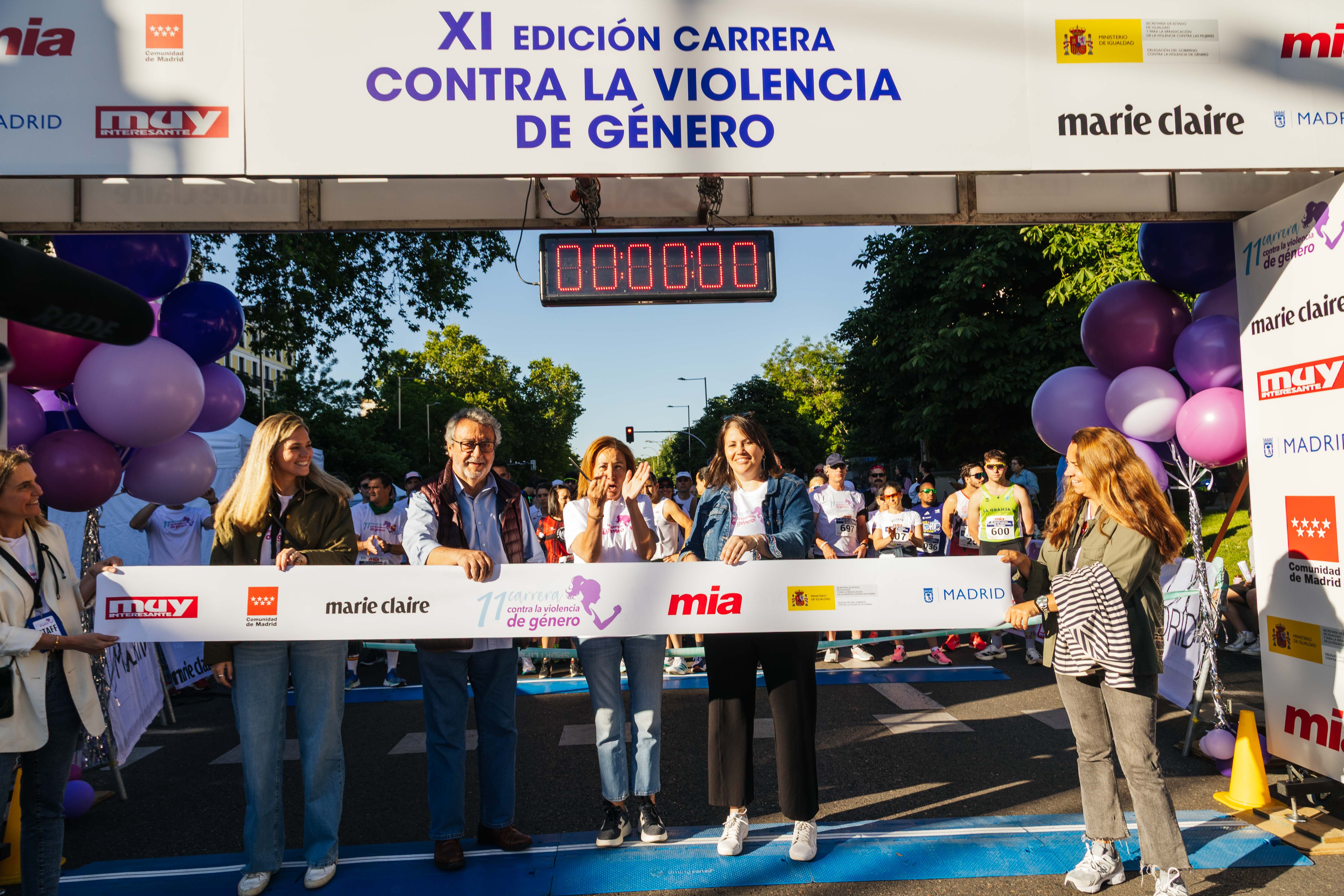 Las mejores fotos de la Carrera Contra la Violencia de Género. Salida. 75