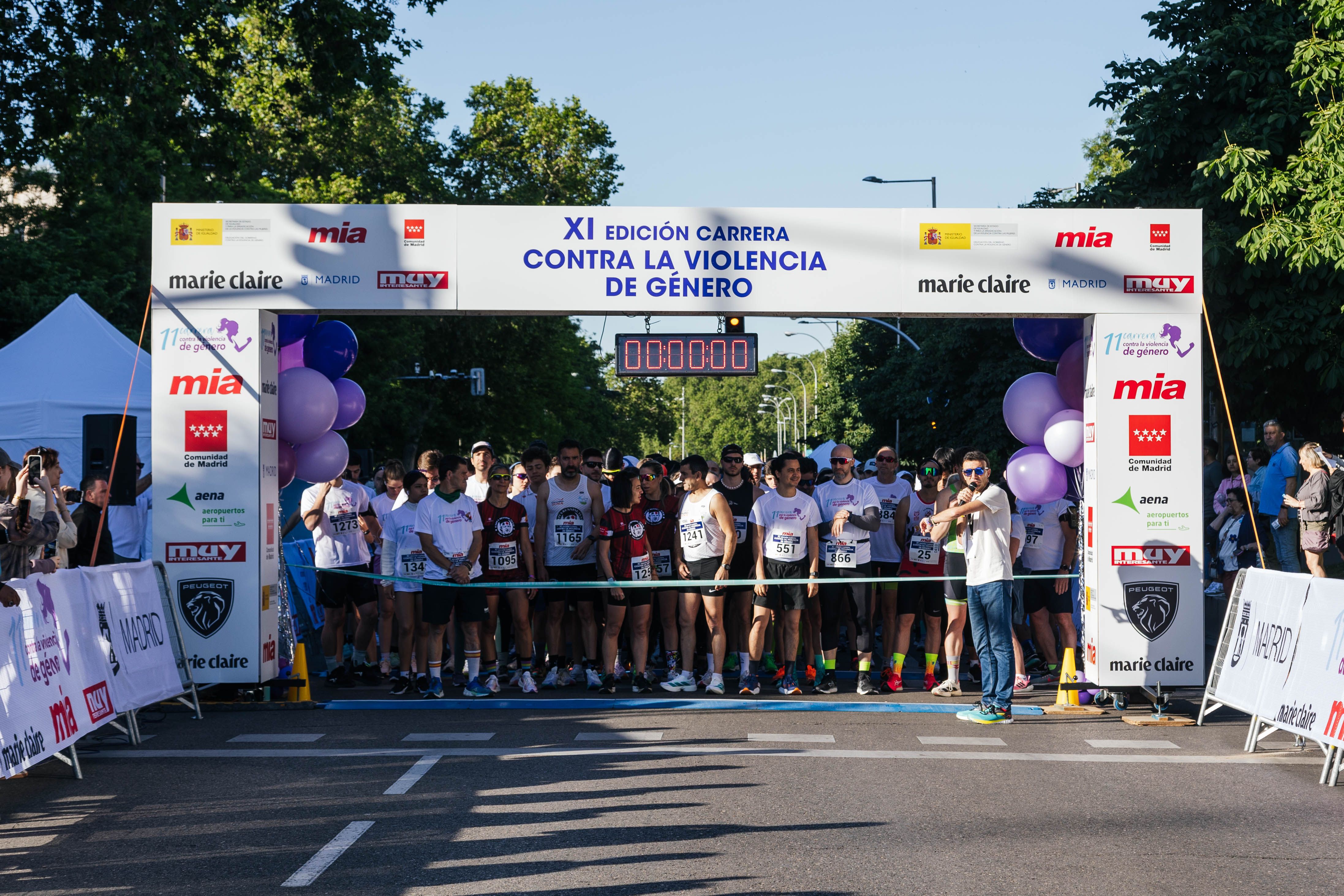 Las mejores fotos de la Carrera Contra la Violencia de Género. Salida. 85